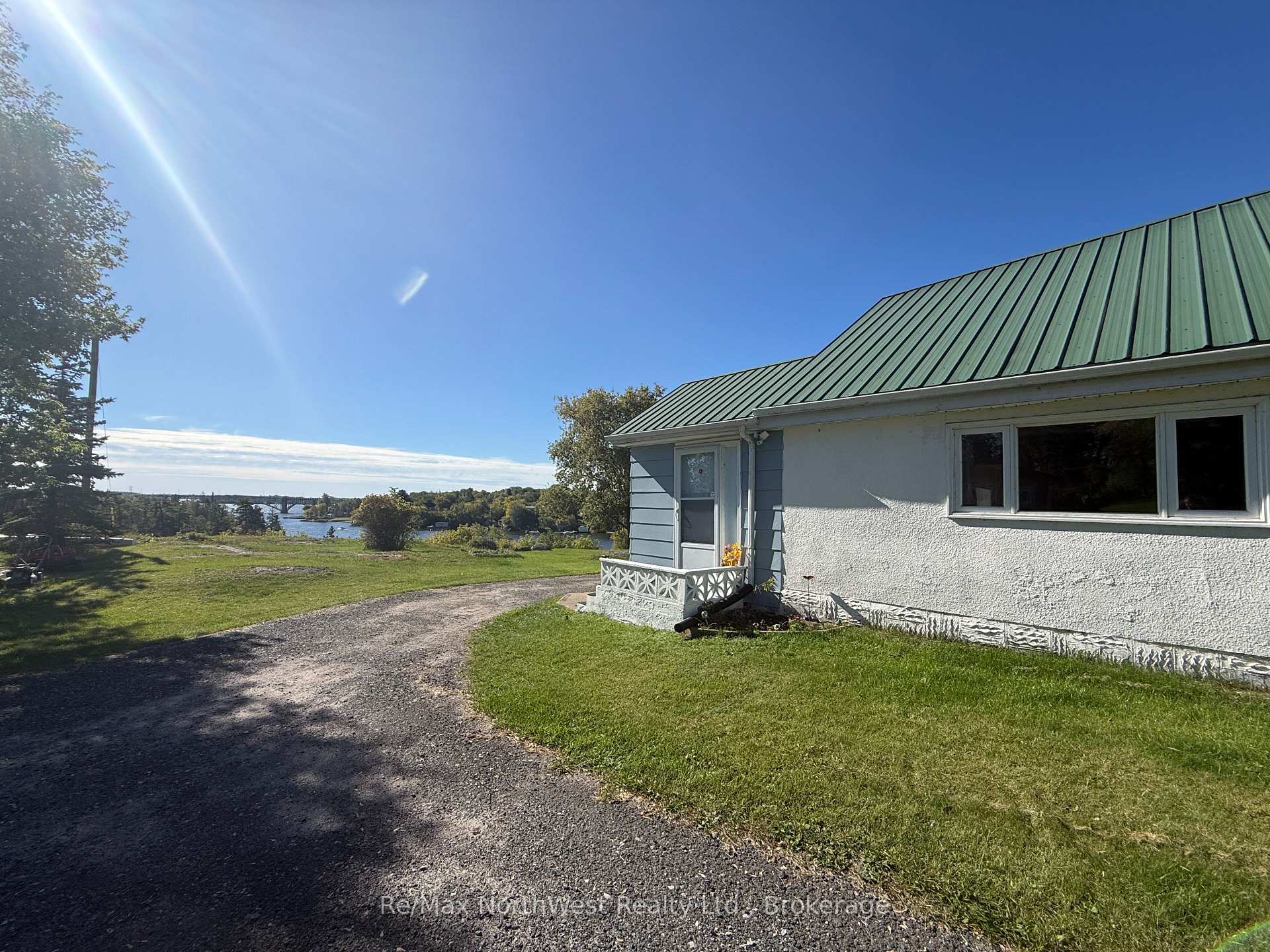 Photo 19 of 119 Lyndale Avenue, Kenora, Keewatin — HOMEH