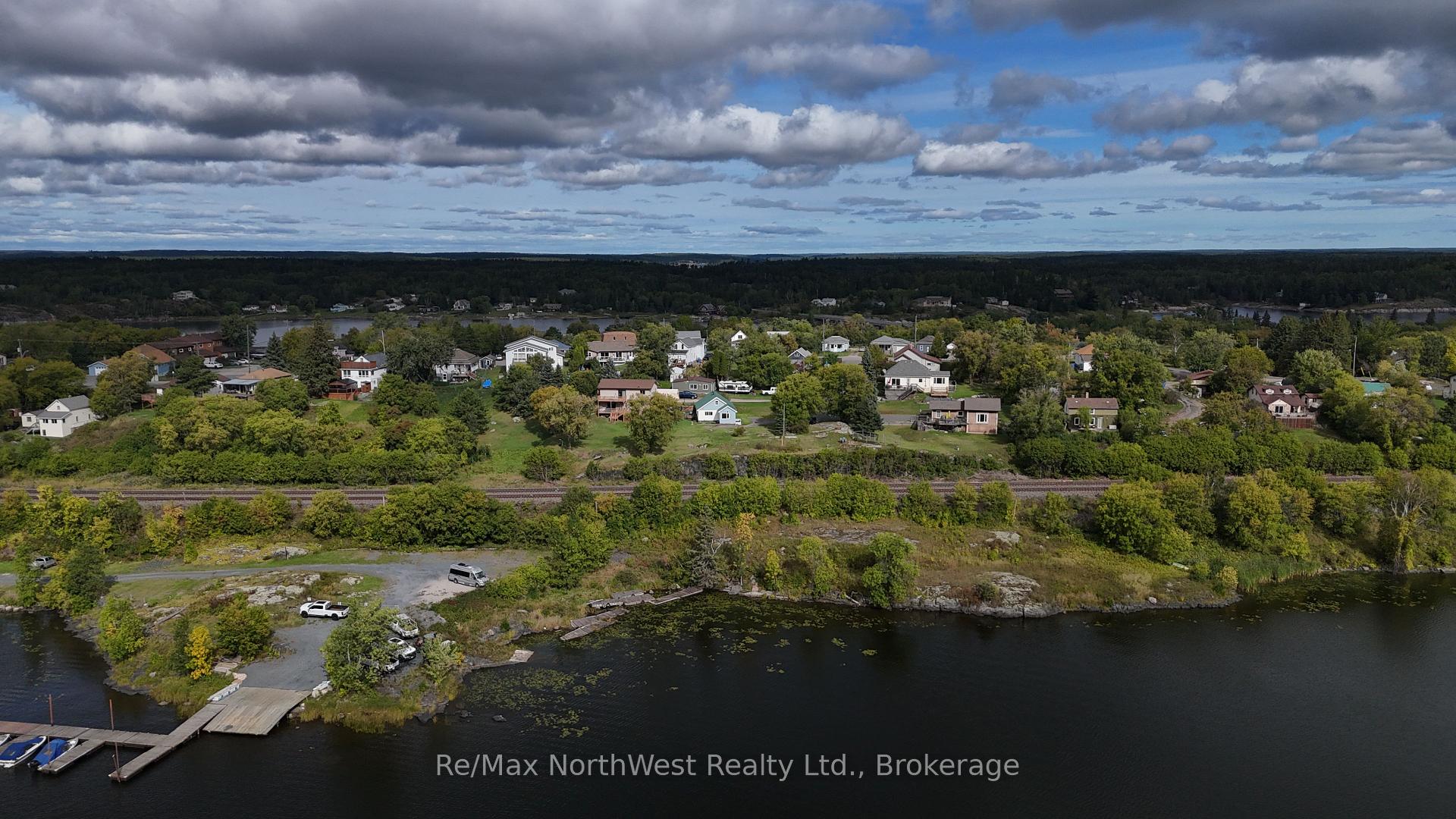 Photo 28 of 119 Lyndale Avenue, Kenora, Keewatin — HOMEH