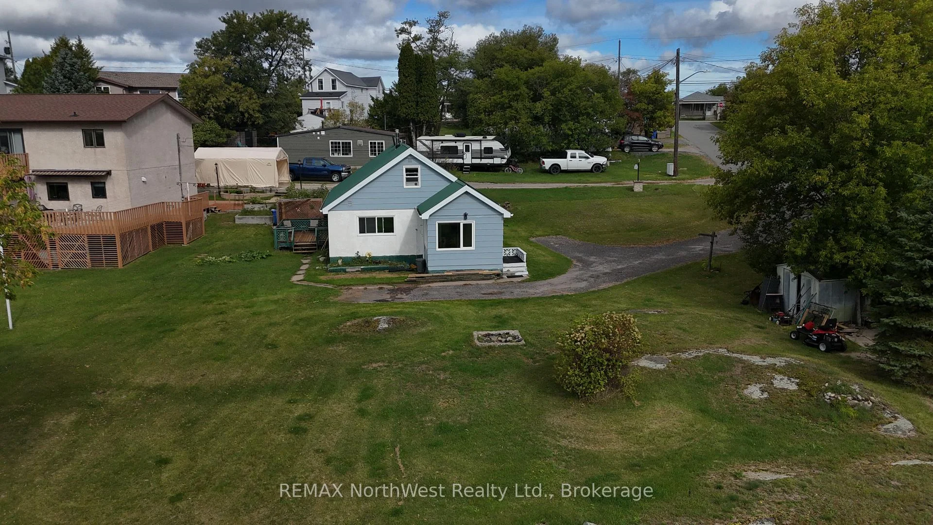 Photo 31 of 119 Lyndale Avenue, Kenora, Keewatin — HOMEH