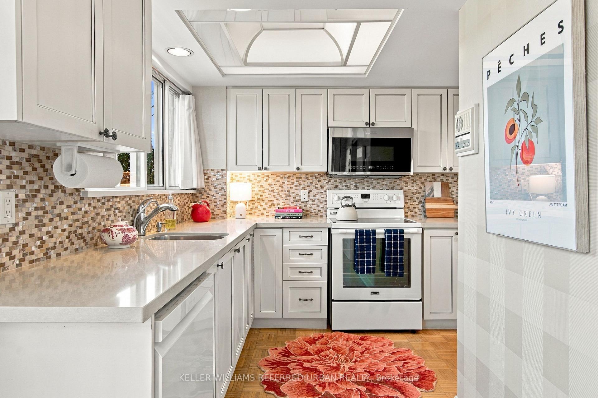 Photo 12 of Unit 524, 18 Concorde Place, North York, Banbury-Don Mills — HOMEH