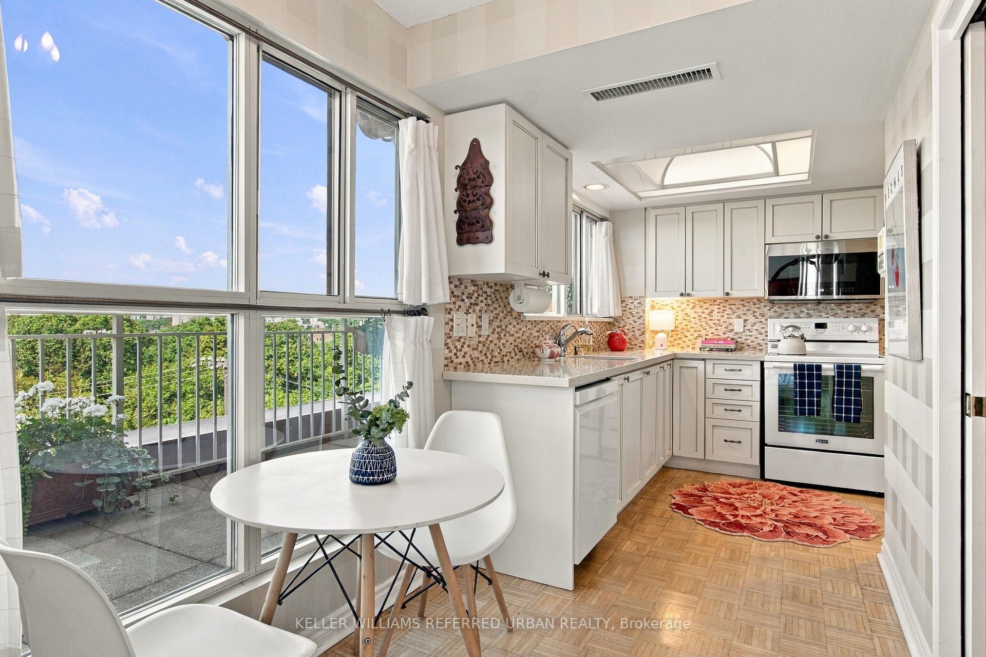 Photo 14 of Unit 524, 18 Concorde Place, North York, Banbury-Don Mills — HOMEH