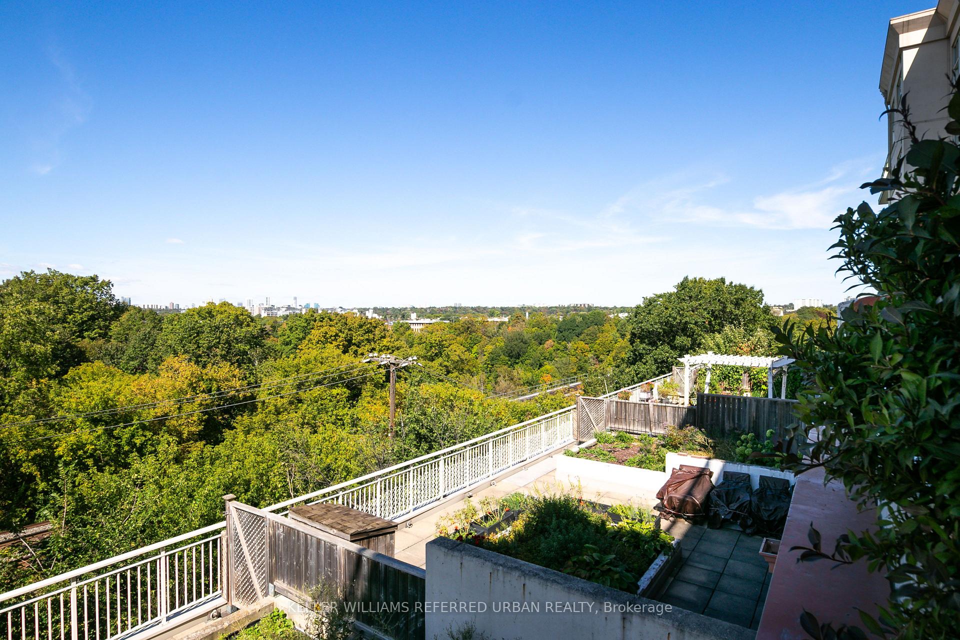 Photo 34 of Unit 524, 18 Concorde Place, North York, Banbury-Don Mills — HOMEH