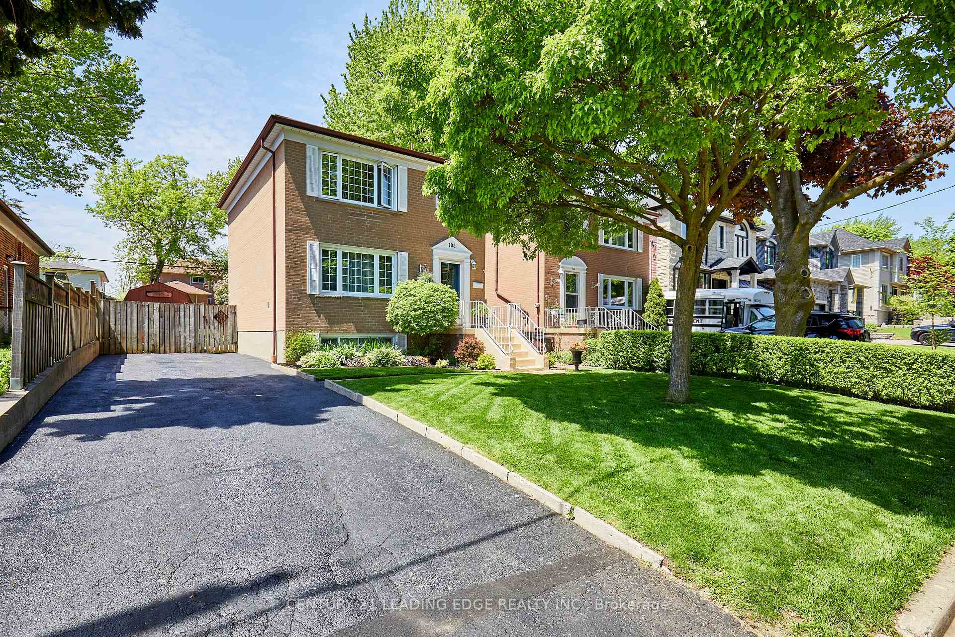 Photo 2 of 108 Gradwell Drive, Scarborough, Cliffcrest — HOMEH