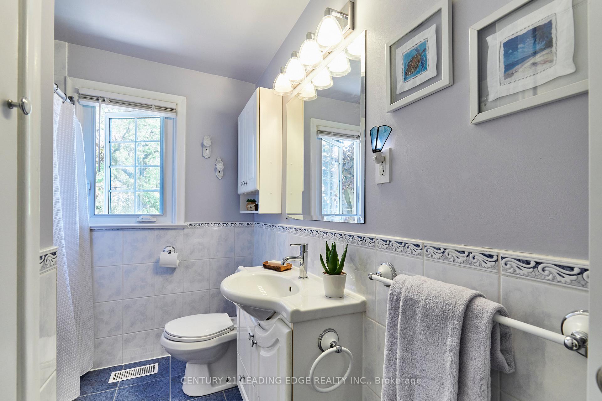 Photo 33 of 108 Gradwell Drive, Scarborough, Cliffcrest — HOMEH