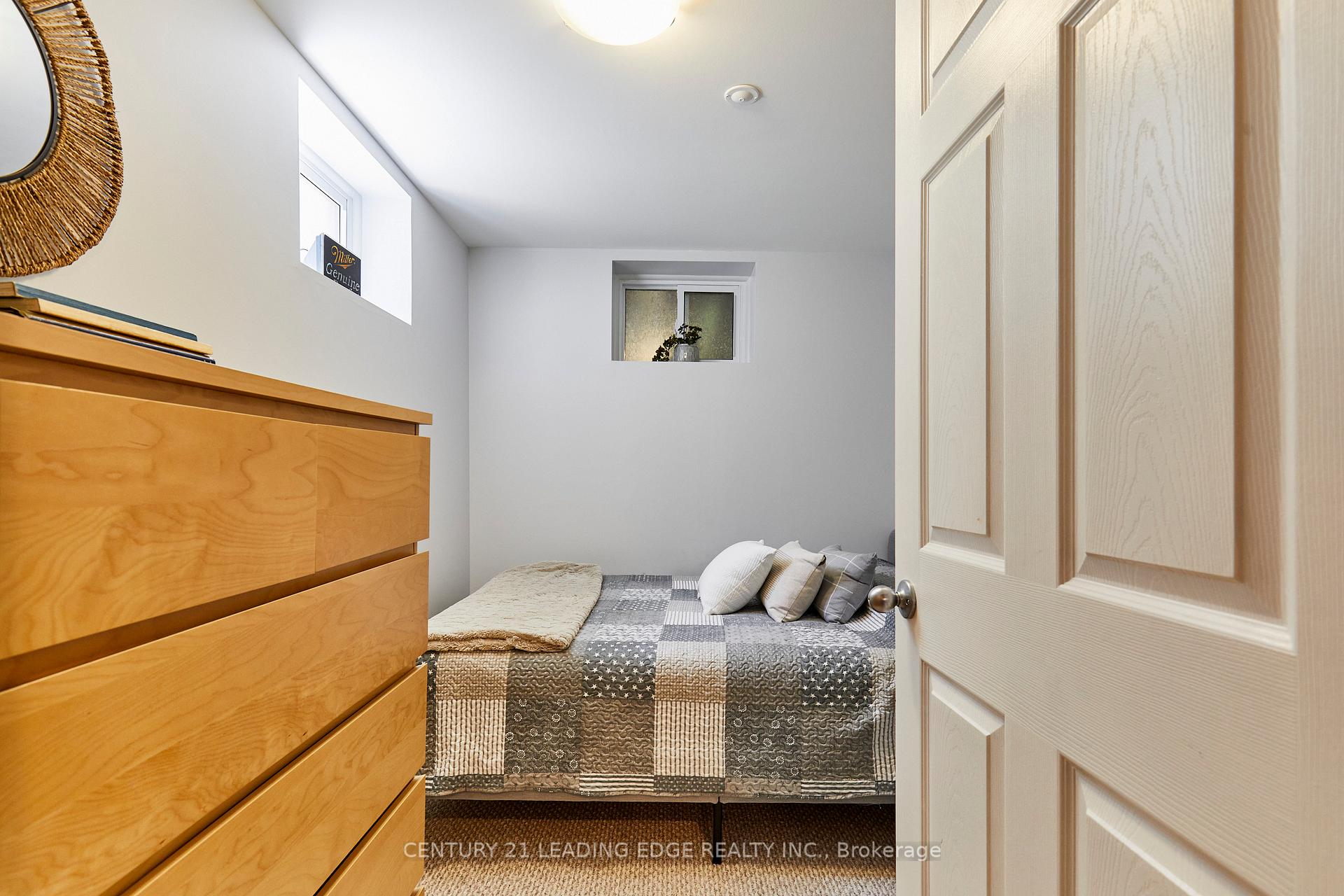 Photo 39 of 108 Gradwell Drive, Scarborough, Cliffcrest — HOMEH