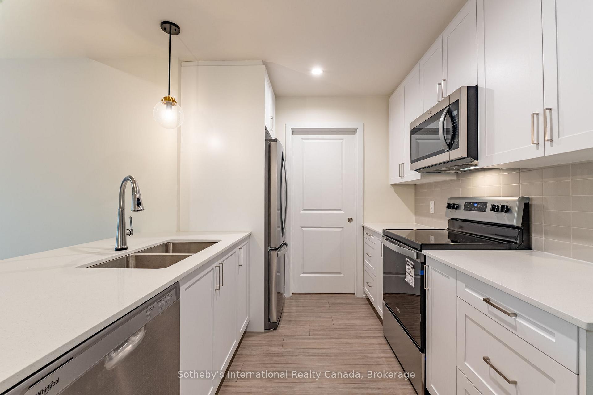 Photo 4 of Unit 418, 121 Mary Street, Clearview, Creemore — HOMEH