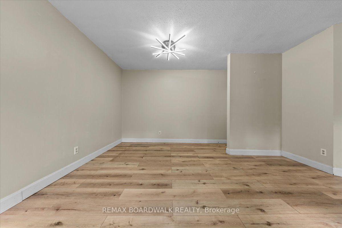 Photo 7 of Unit 6, 7 Timberview Way, Ottawa, Westcliffe Estates — HOMEH