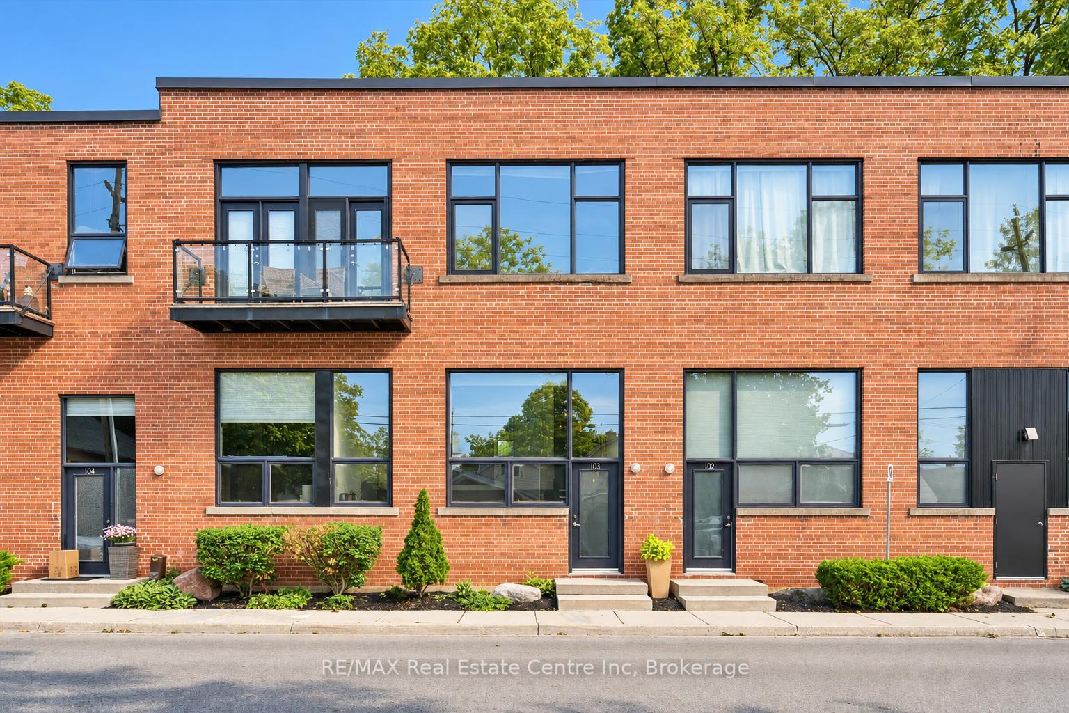 Photo 2 of Unit 103, 85 Spruce Street, Cambridge, East Galt — HOMEH