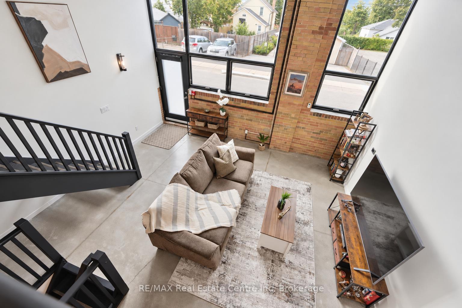 Photo 5 of Unit 103, 85 Spruce Street, Cambridge, East Galt — HOMEH