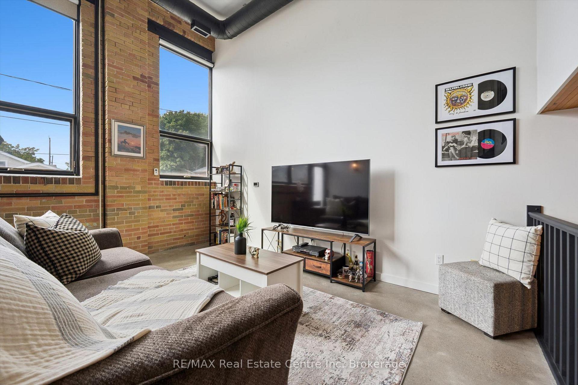 Photo 6 of Unit 103, 85 Spruce Street, Cambridge, East Galt — HOMEH