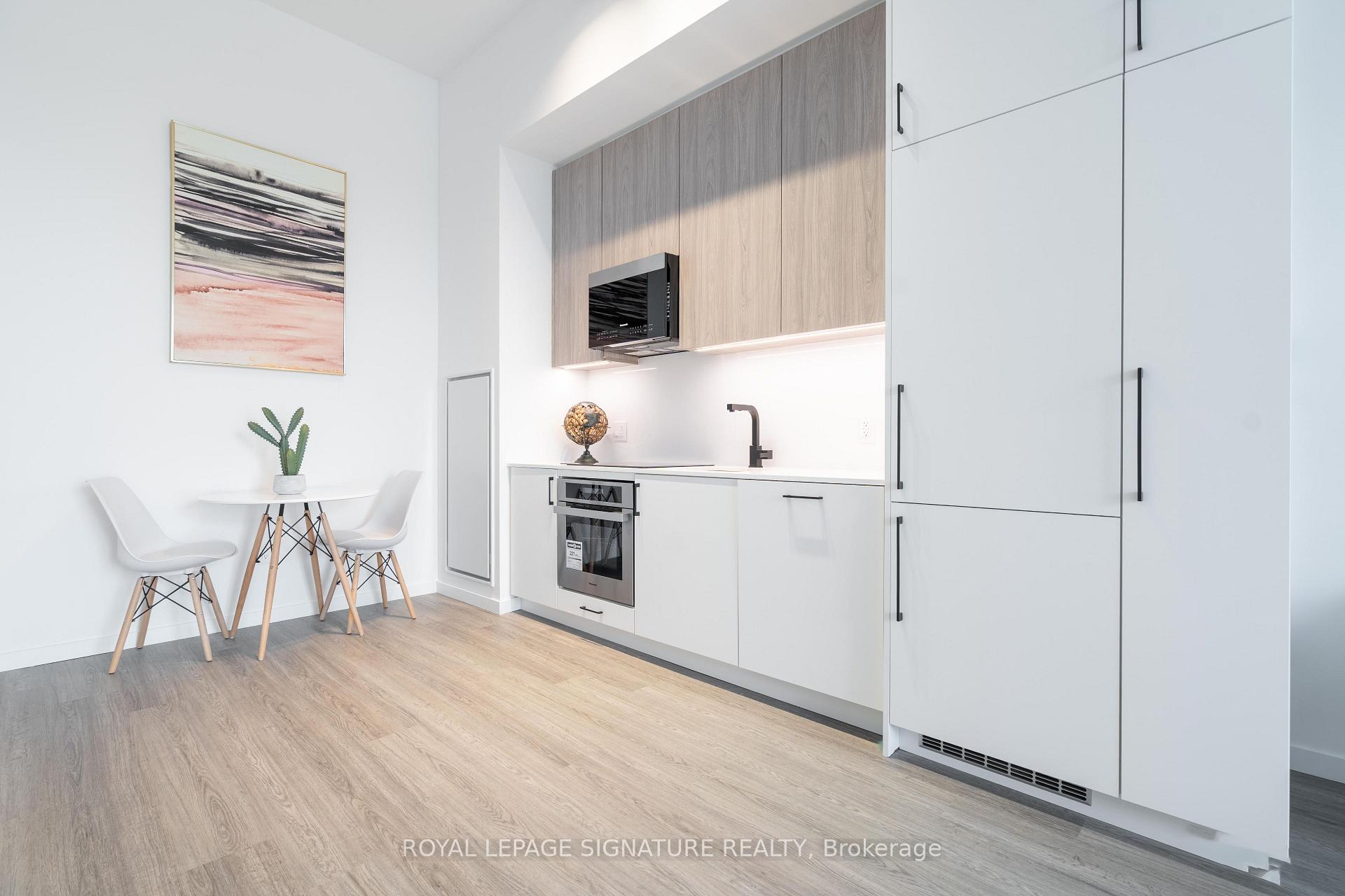 Photo 10 of 148 Wesley Street, Etobicoke, Stonegate-Queensway — HOMEH