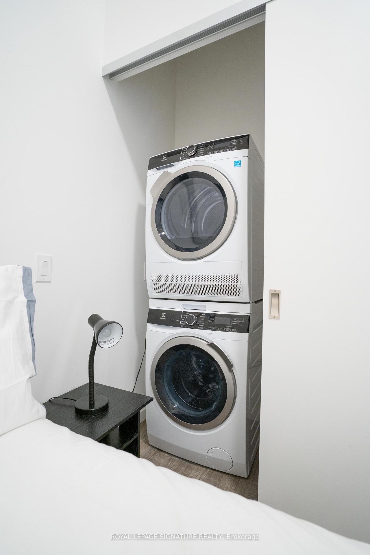 Photo 12 of 148 Wesley Street, Etobicoke, Stonegate-Queensway — HOMEH