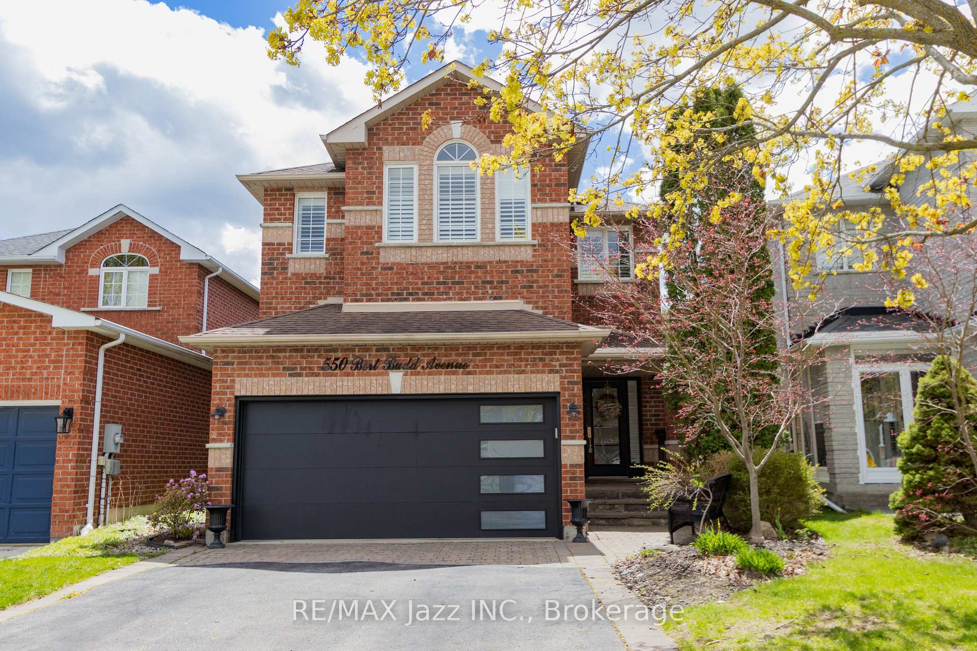 Photo of 550 Bert Budd Avenue