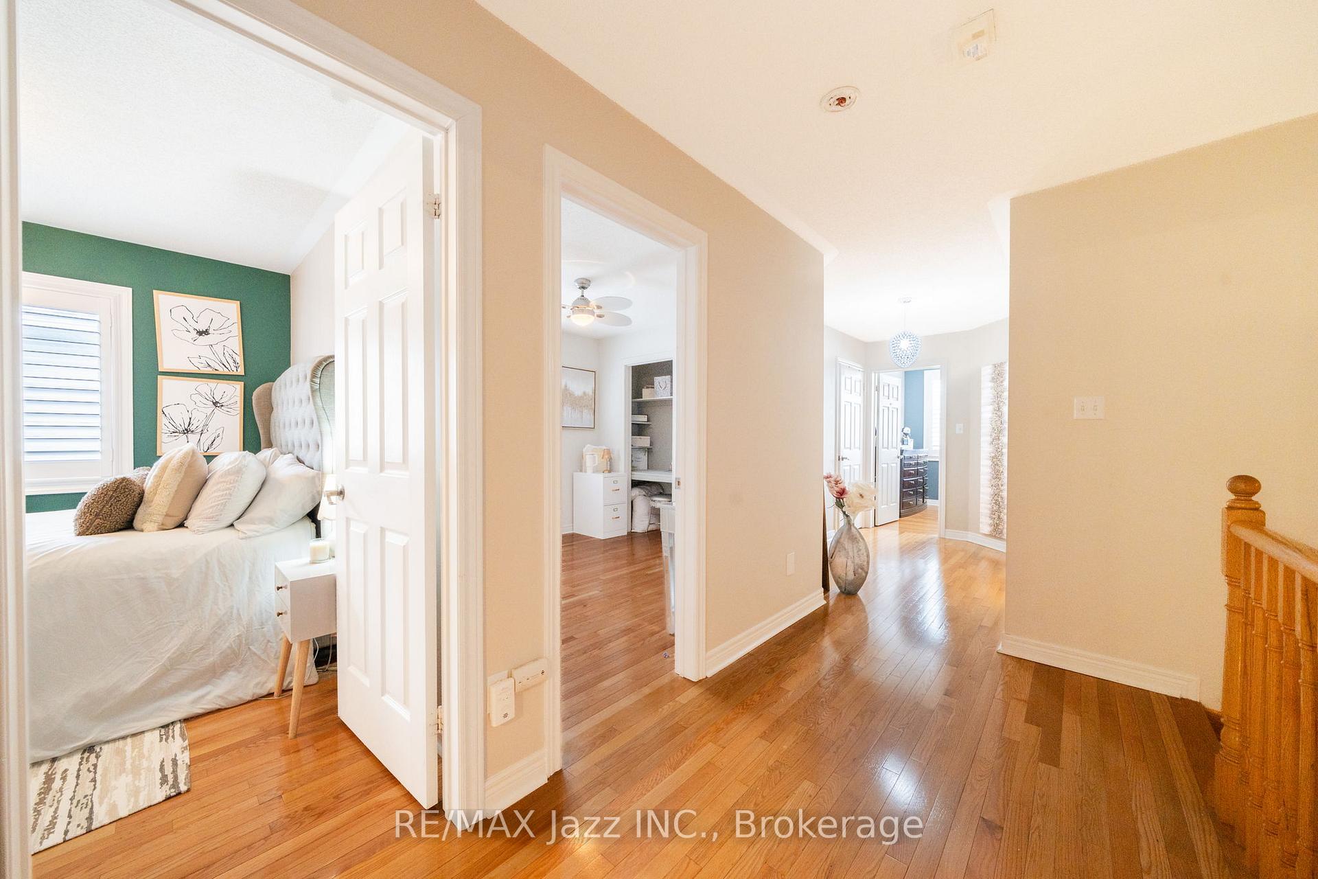 Photo 21 of 550 Bert Budd Avenue, Newmarket, Gorham-College Manor — HOMEH