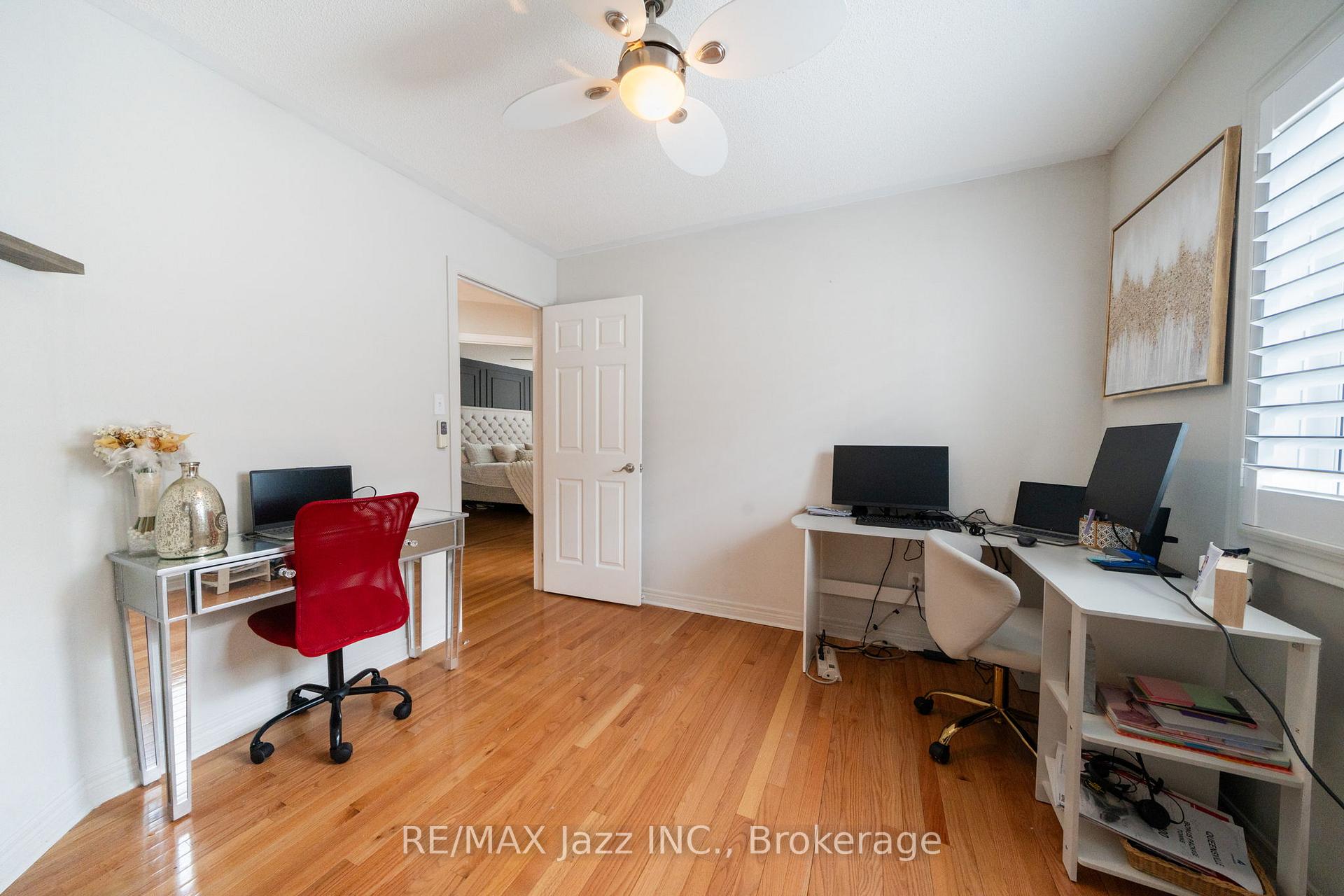 Photo 31 of 550 Bert Budd Avenue, Newmarket, Gorham-College Manor — HOMEH
