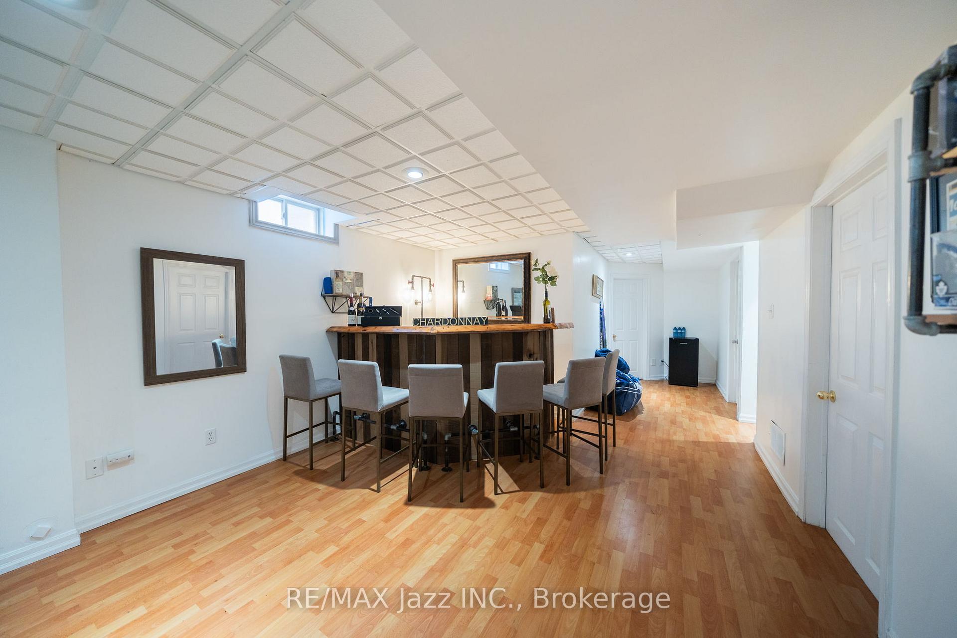 Photo 39 of 550 Bert Budd Avenue, Newmarket, Gorham-College Manor — HOMEH