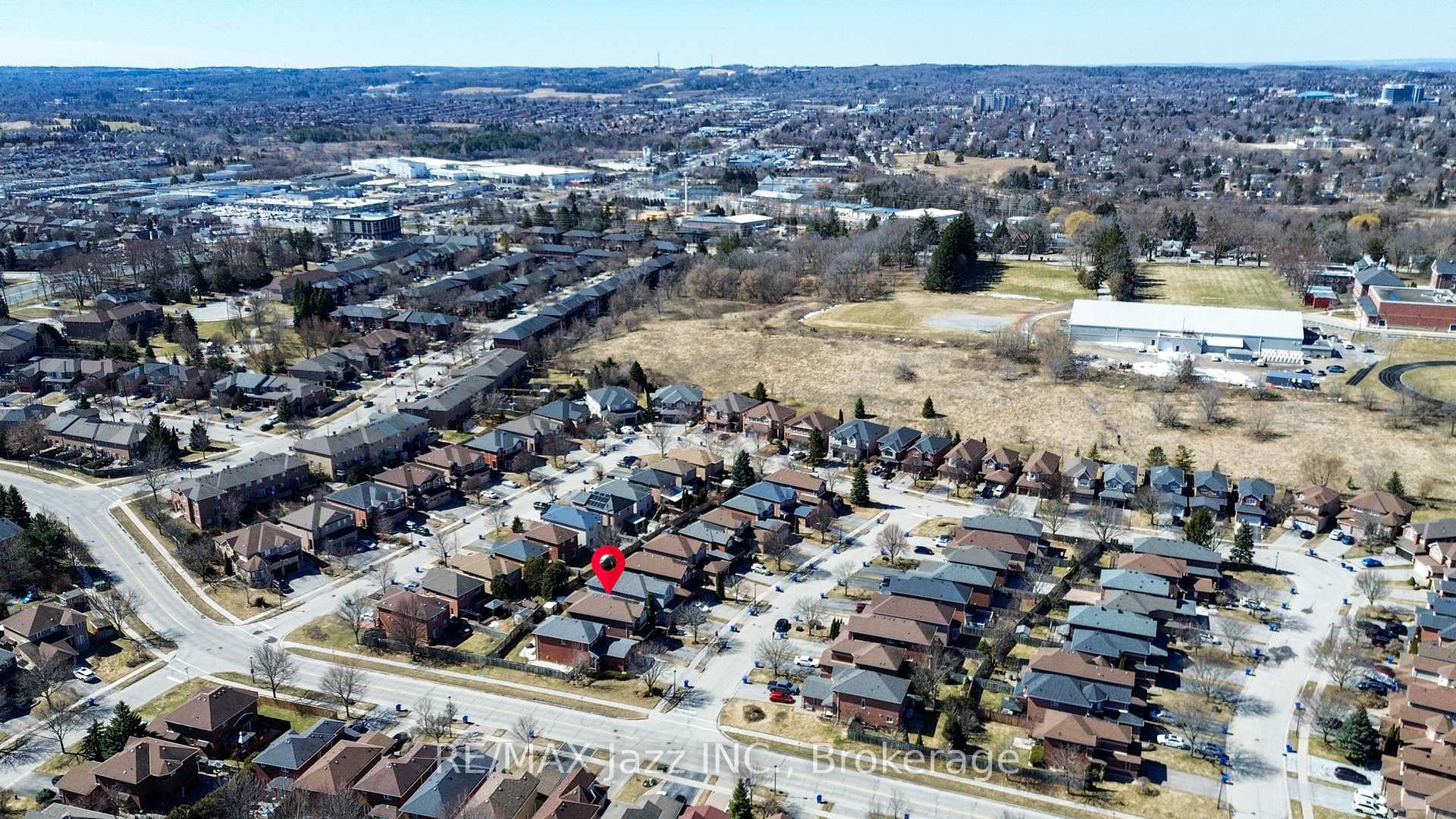 Photo 49 of 550 Bert Budd Avenue, Newmarket, Gorham-College Manor — HOMEH