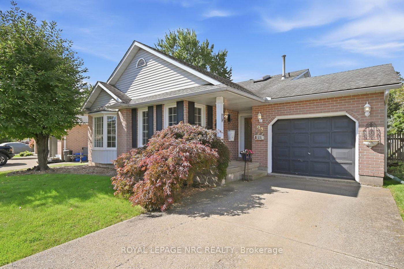 Photo 2 of 92 Larchwood Circle, Welland, N. Welland — HOMEH