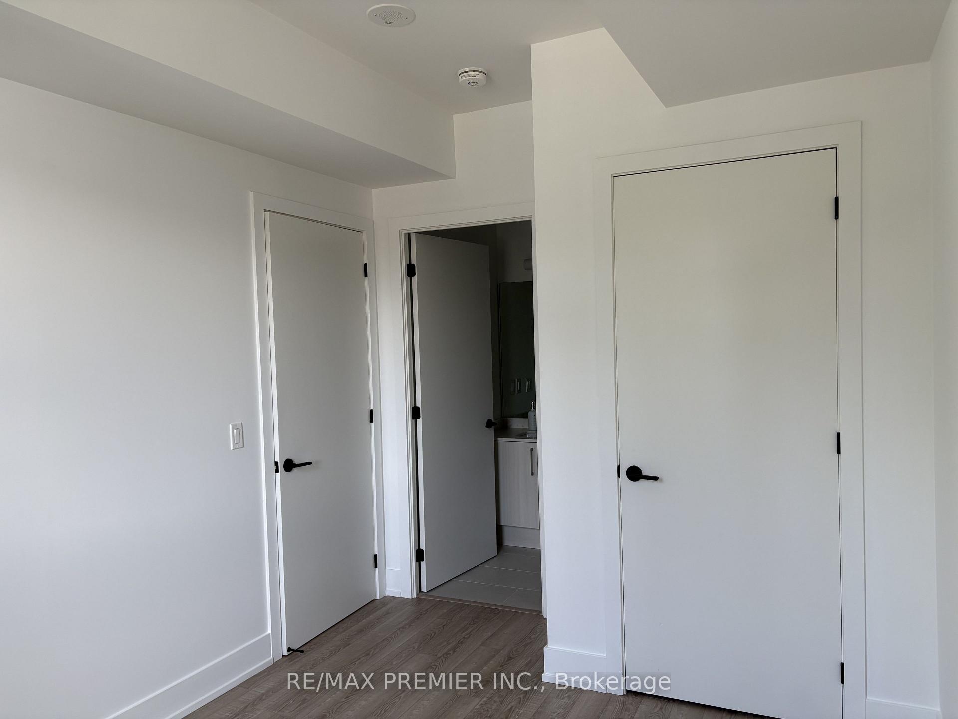 Photo 7 of Unit 219, 2075 King Road, King, King City — HOMEH