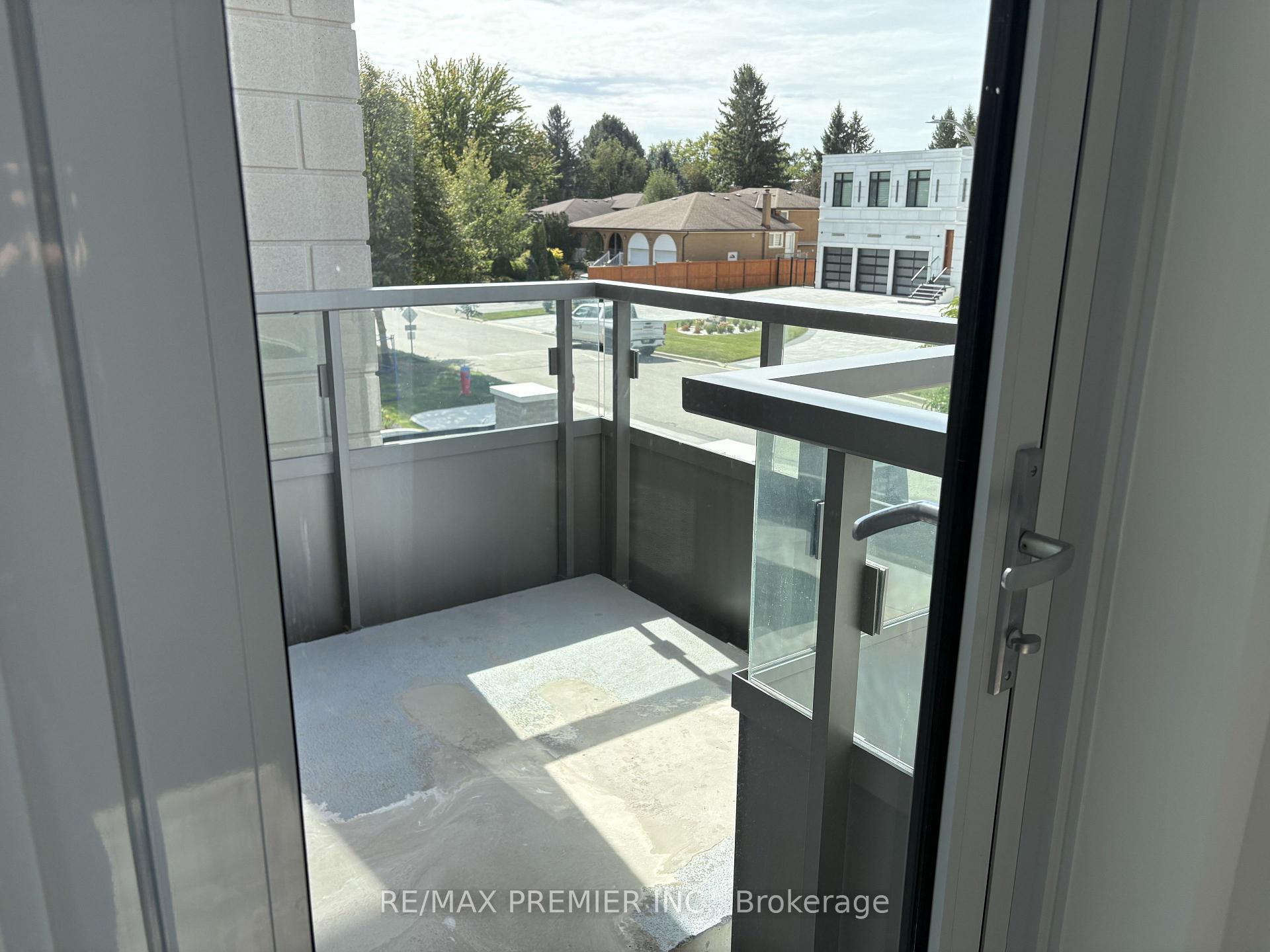 Photo 16 of Unit 219, 2075 King Road, King, King City — HOMEH
