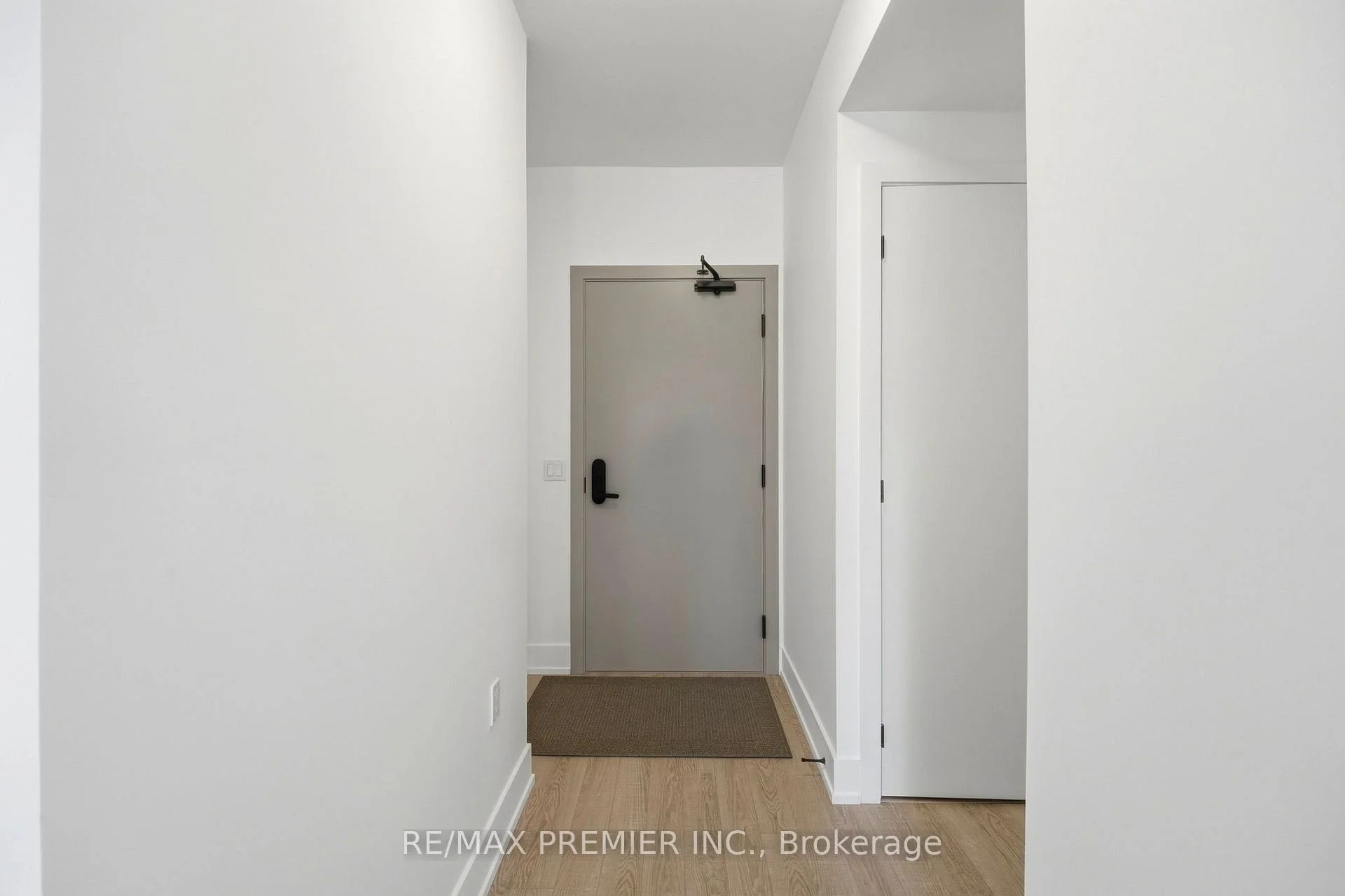 Photo 15 of Unit 219, 2075 King Road, King, King City — HOMEH