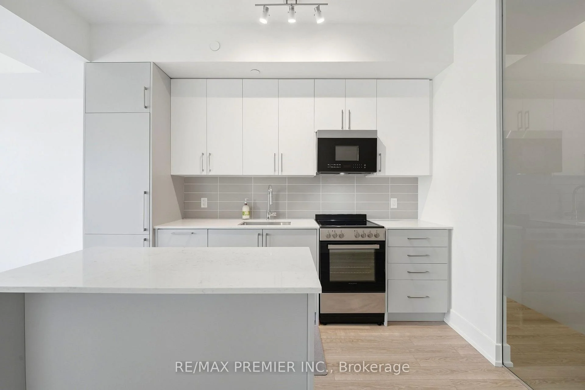 Photo 26 of Unit 219, 2075 King Road, King, King City — HOMEH