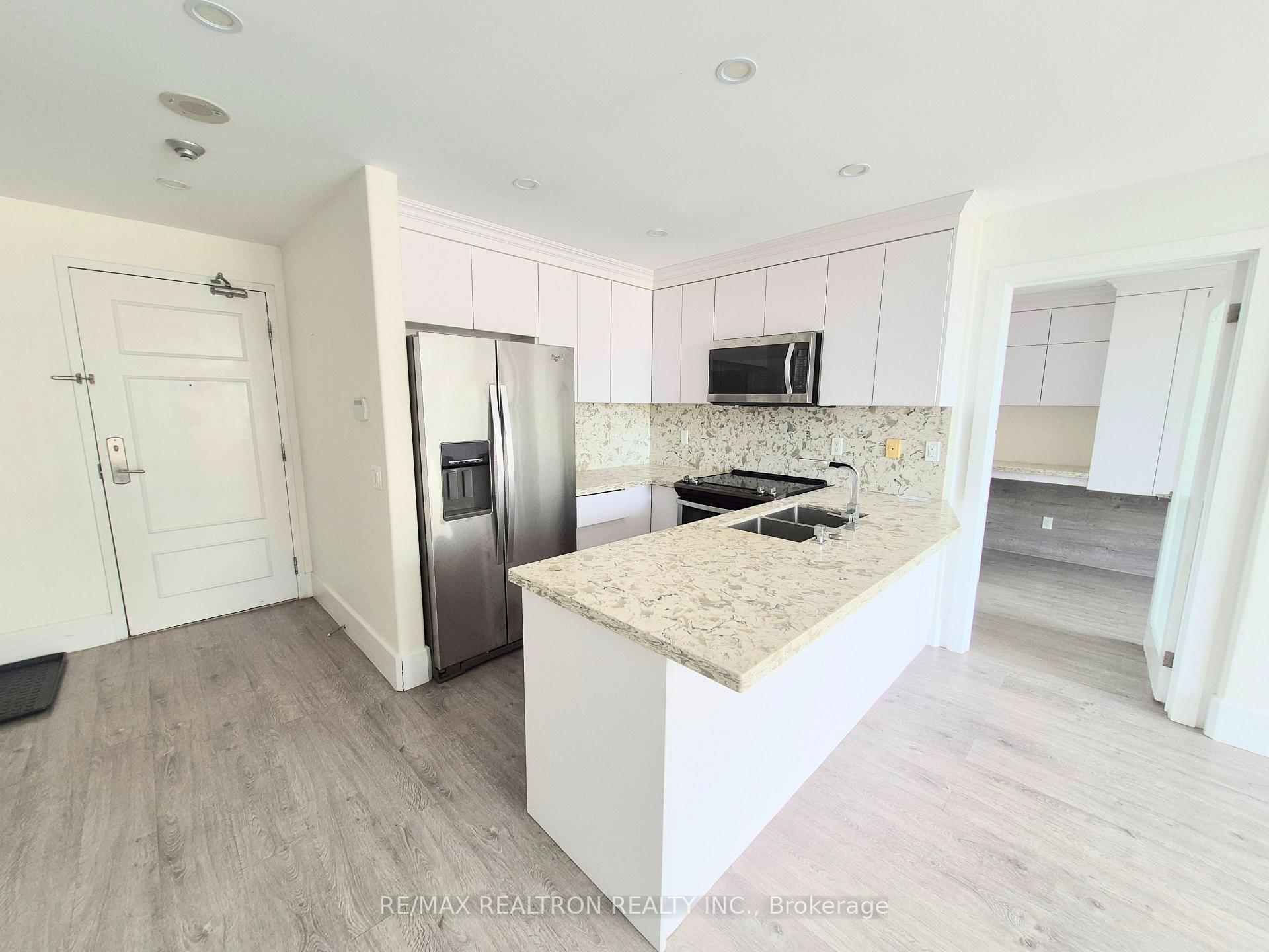 Photo 10 of Unit 812, 310 Red Maple Road, Richmond Hill, Langstaff — HOMEH