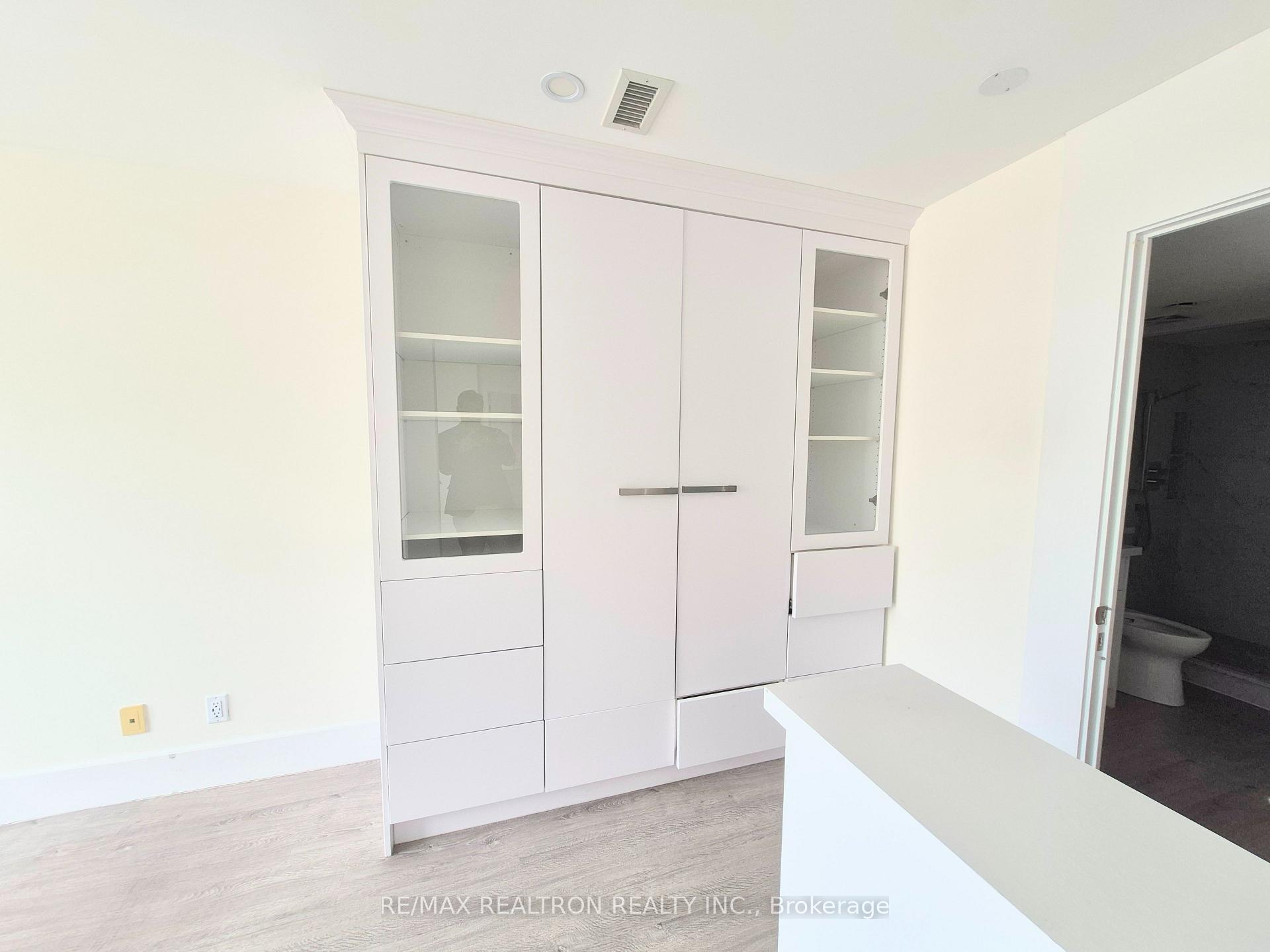 Photo 14 of Unit 812, 310 Red Maple Road, Richmond Hill, Langstaff — HOMEH