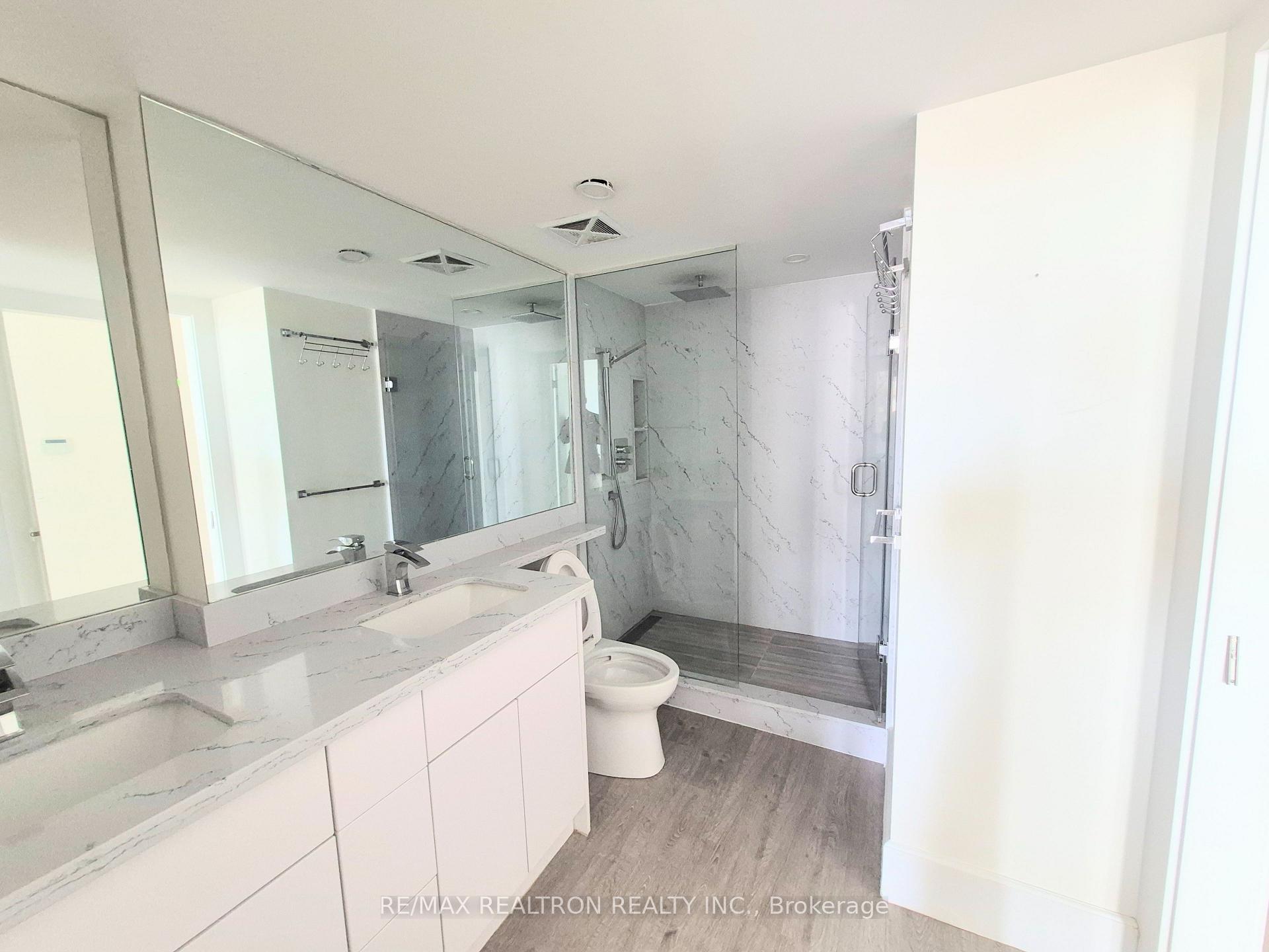 Photo 18 of Unit 812, 310 Red Maple Road, Richmond Hill, Langstaff — HOMEH