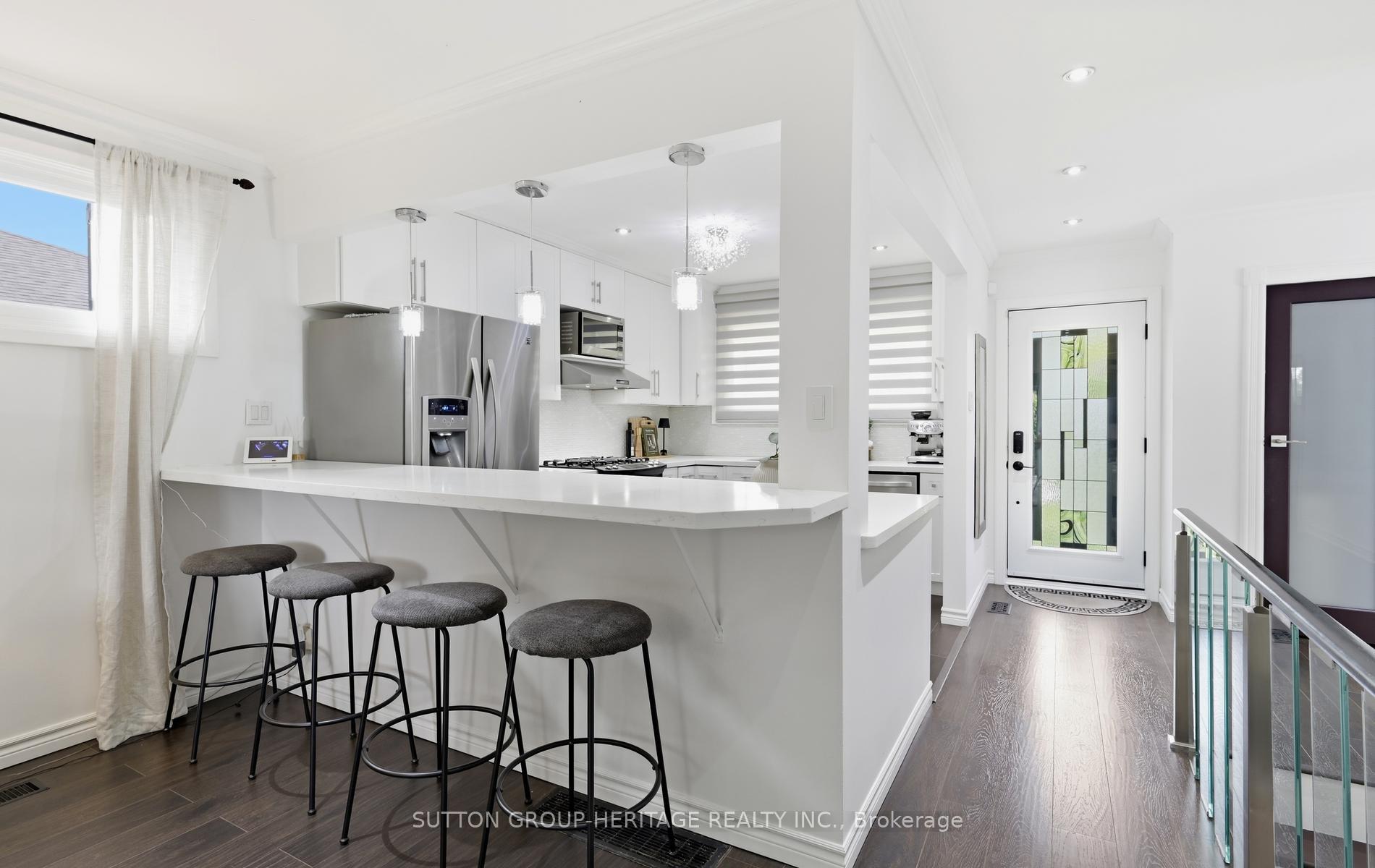Photo 12 of 1020 Wardman Crescent, Whitby, Williamsburg — HOMEH