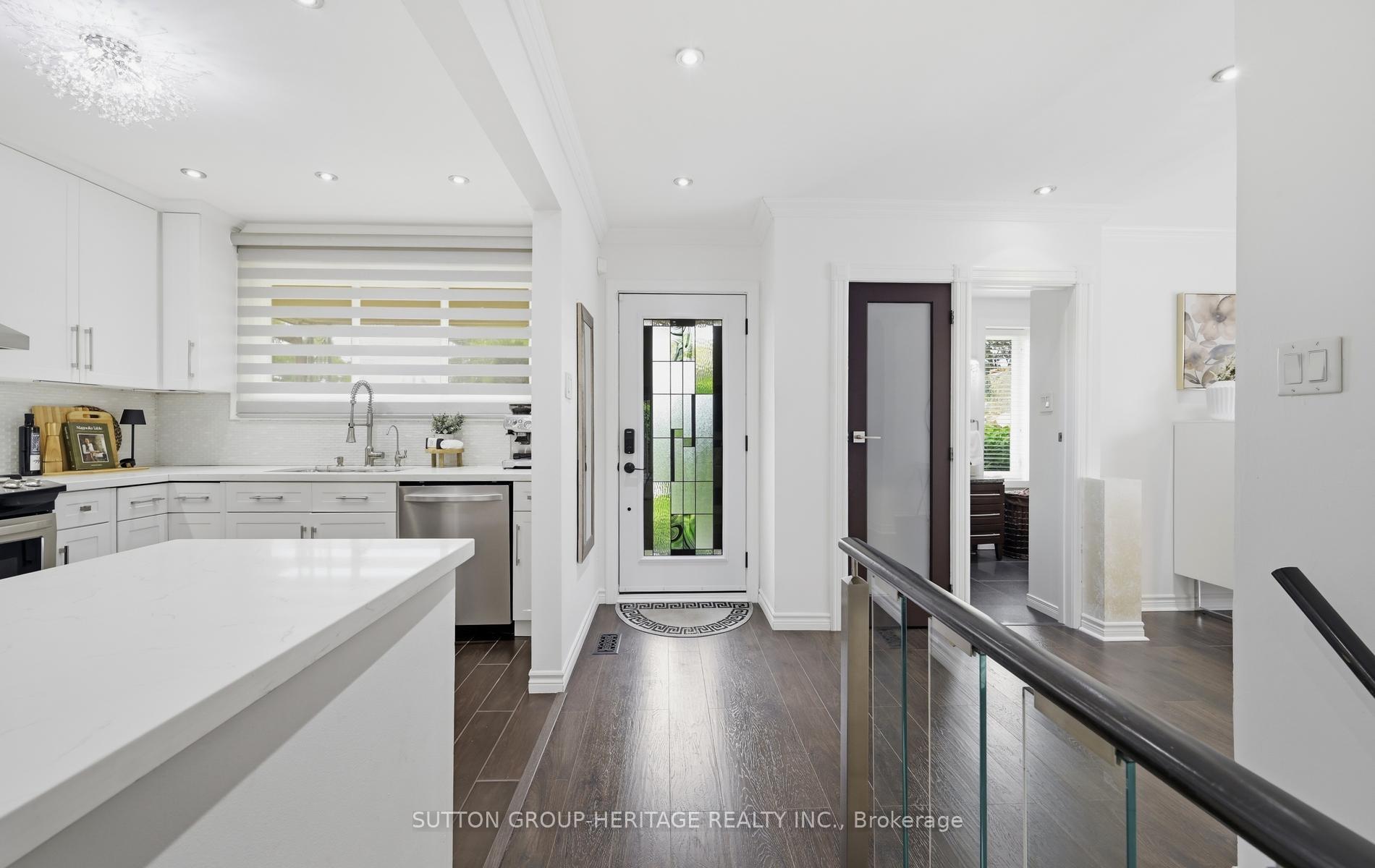 Photo 13 of 1020 Wardman Crescent, Whitby, Williamsburg — HOMEH