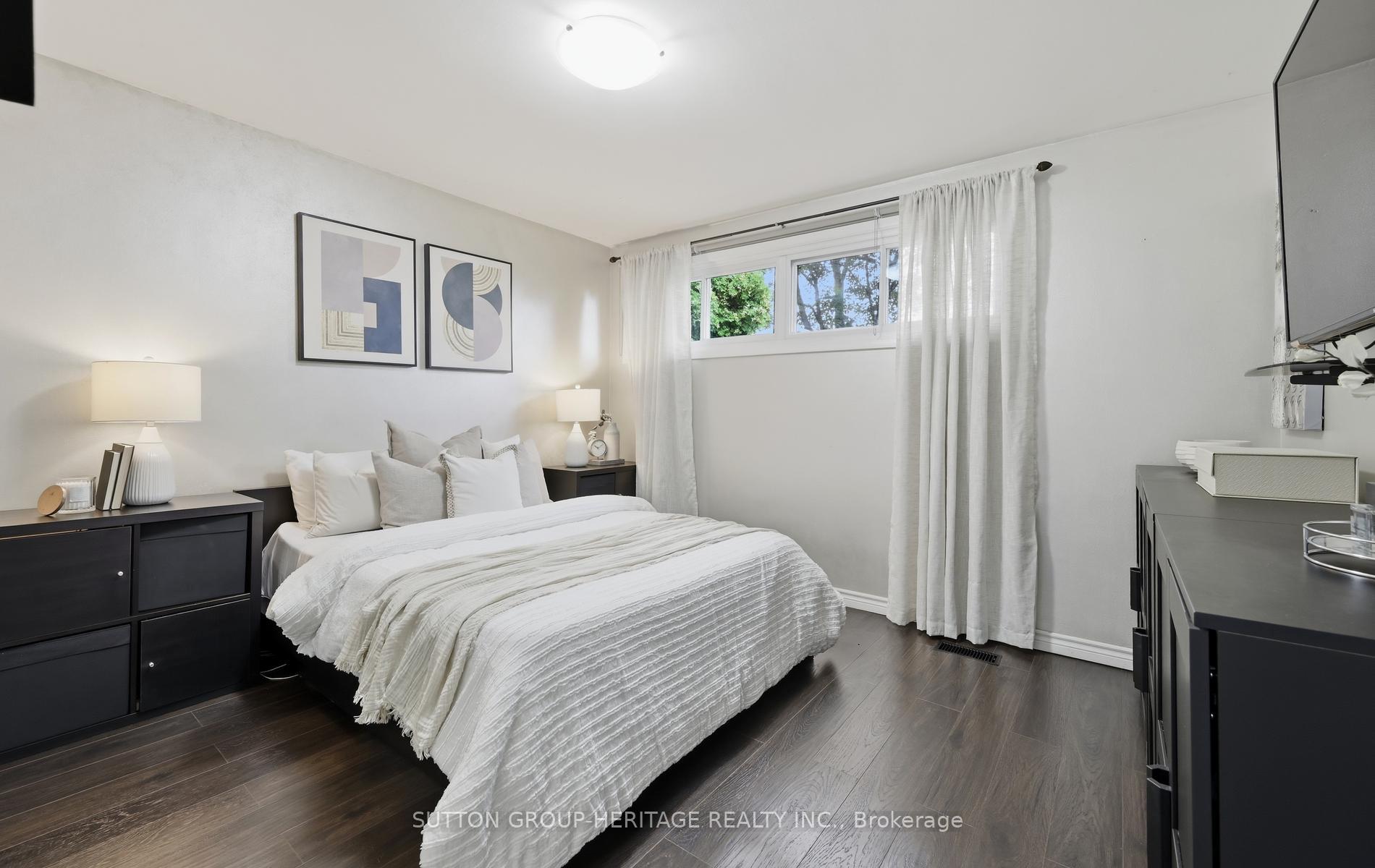 Photo 24 of 1020 Wardman Crescent, Whitby, Williamsburg — HOMEH