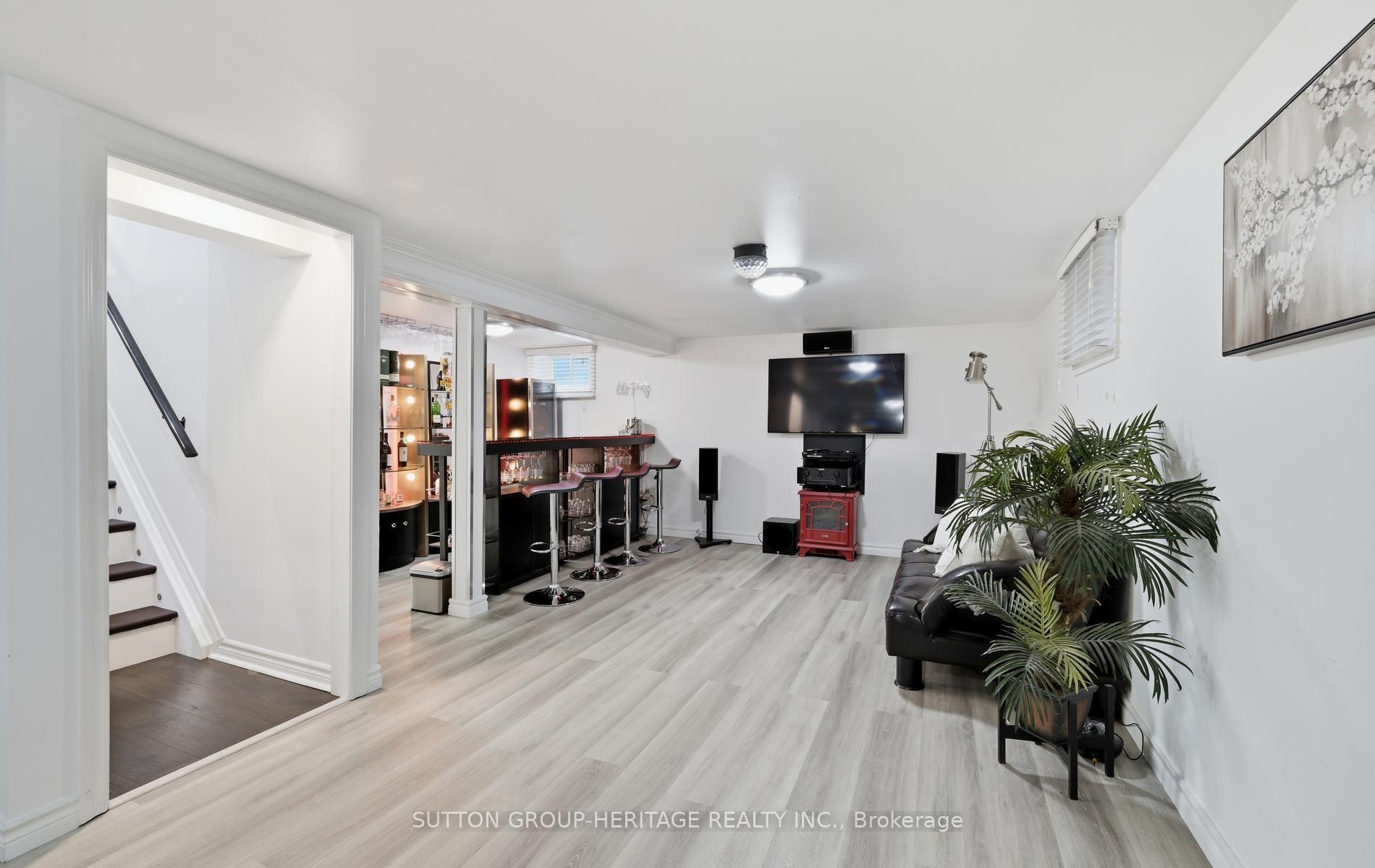 Photo 28 of 1020 Wardman Crescent, Whitby, Williamsburg — HOMEH