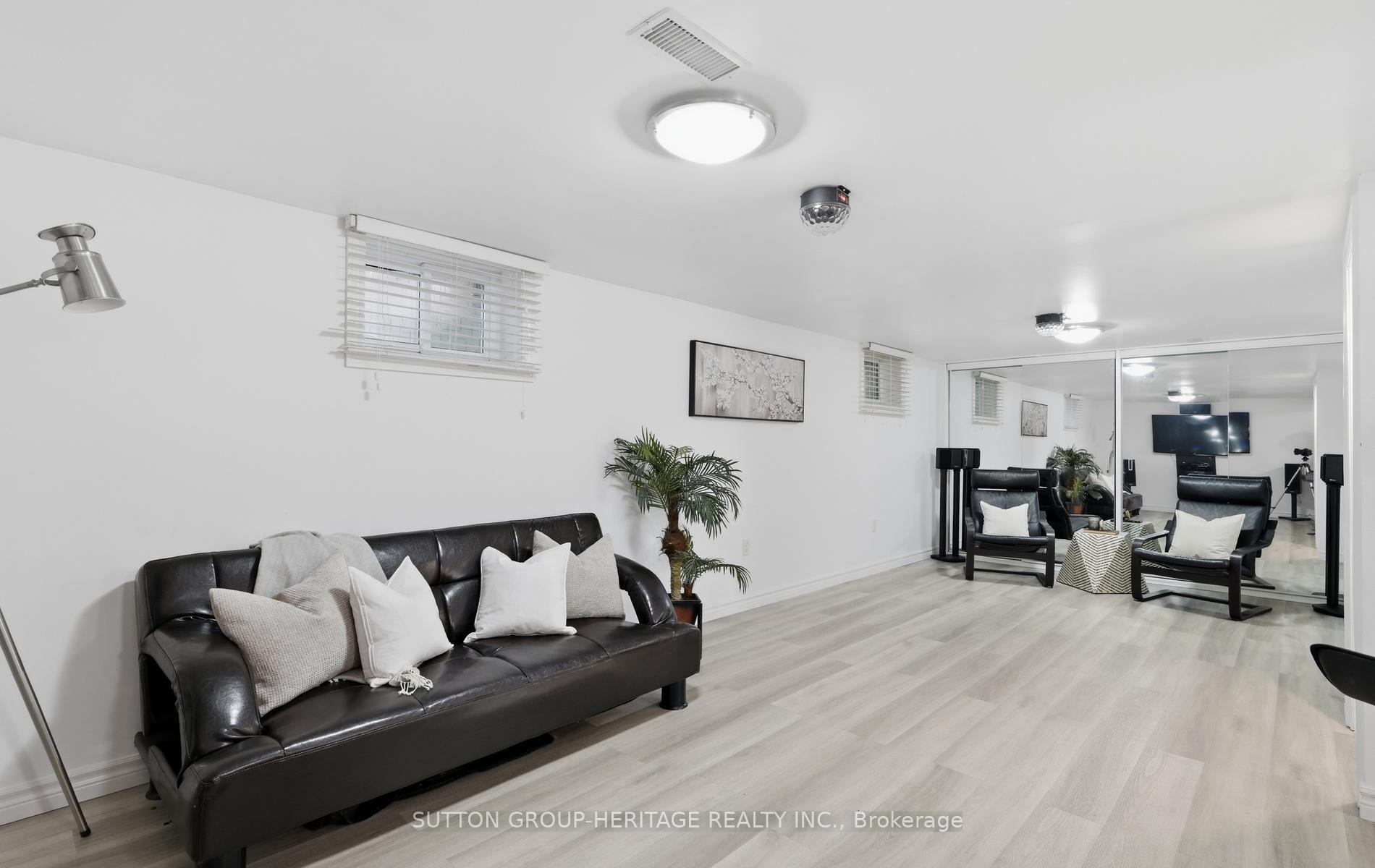 Photo 30 of 1020 Wardman Crescent, Whitby, Williamsburg — HOMEH