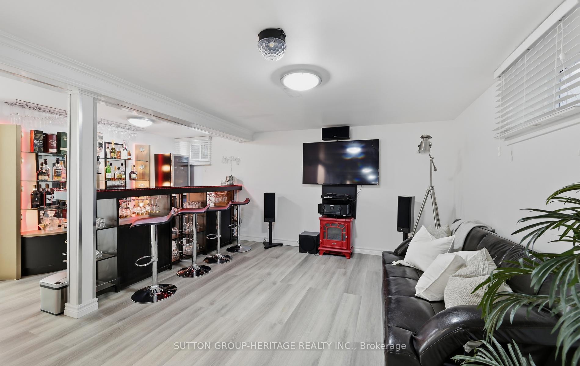 Photo 32 of 1020 Wardman Crescent, Whitby, Williamsburg — HOMEH