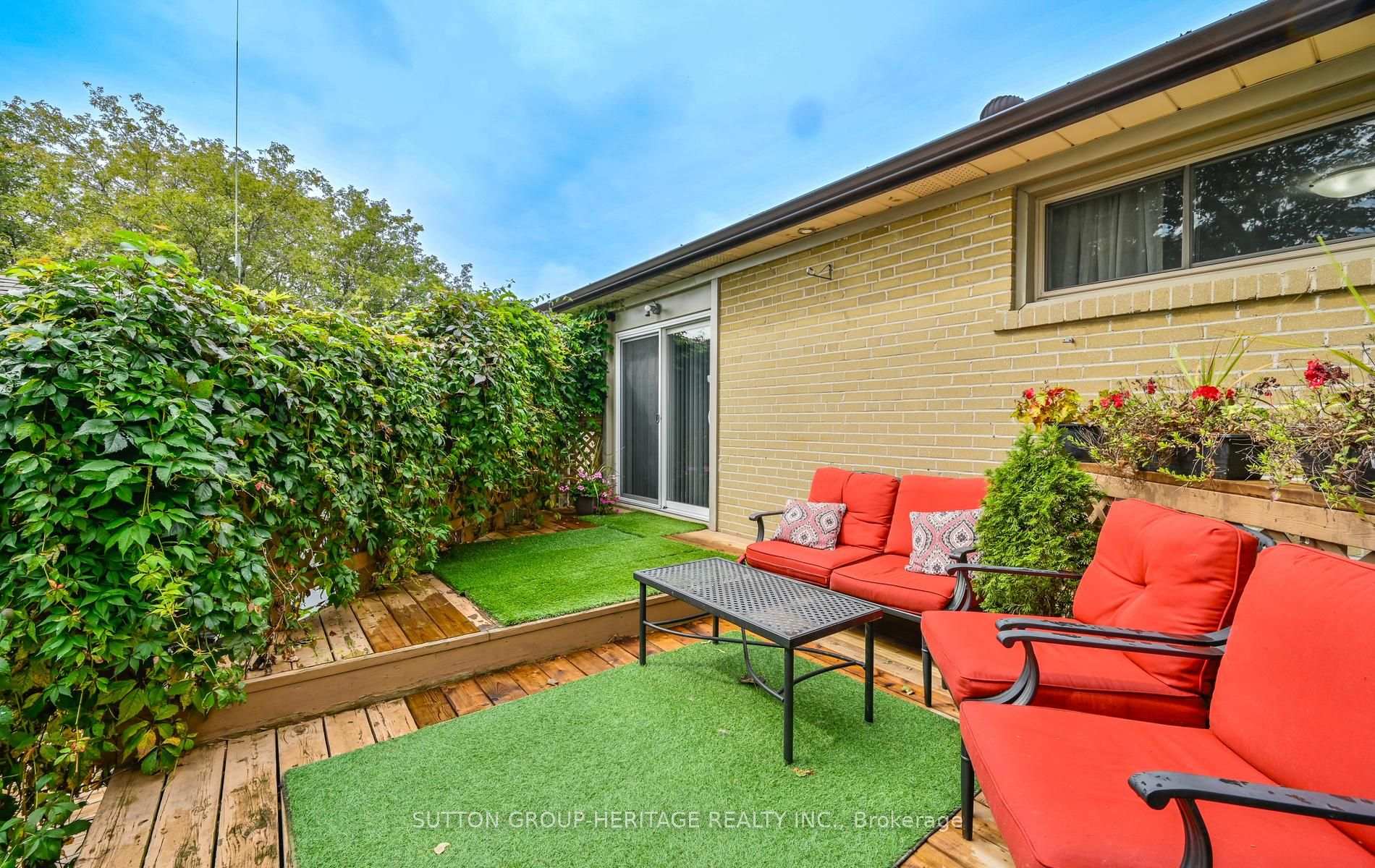 Photo 39 of 1020 Wardman Crescent, Whitby, Williamsburg — HOMEH