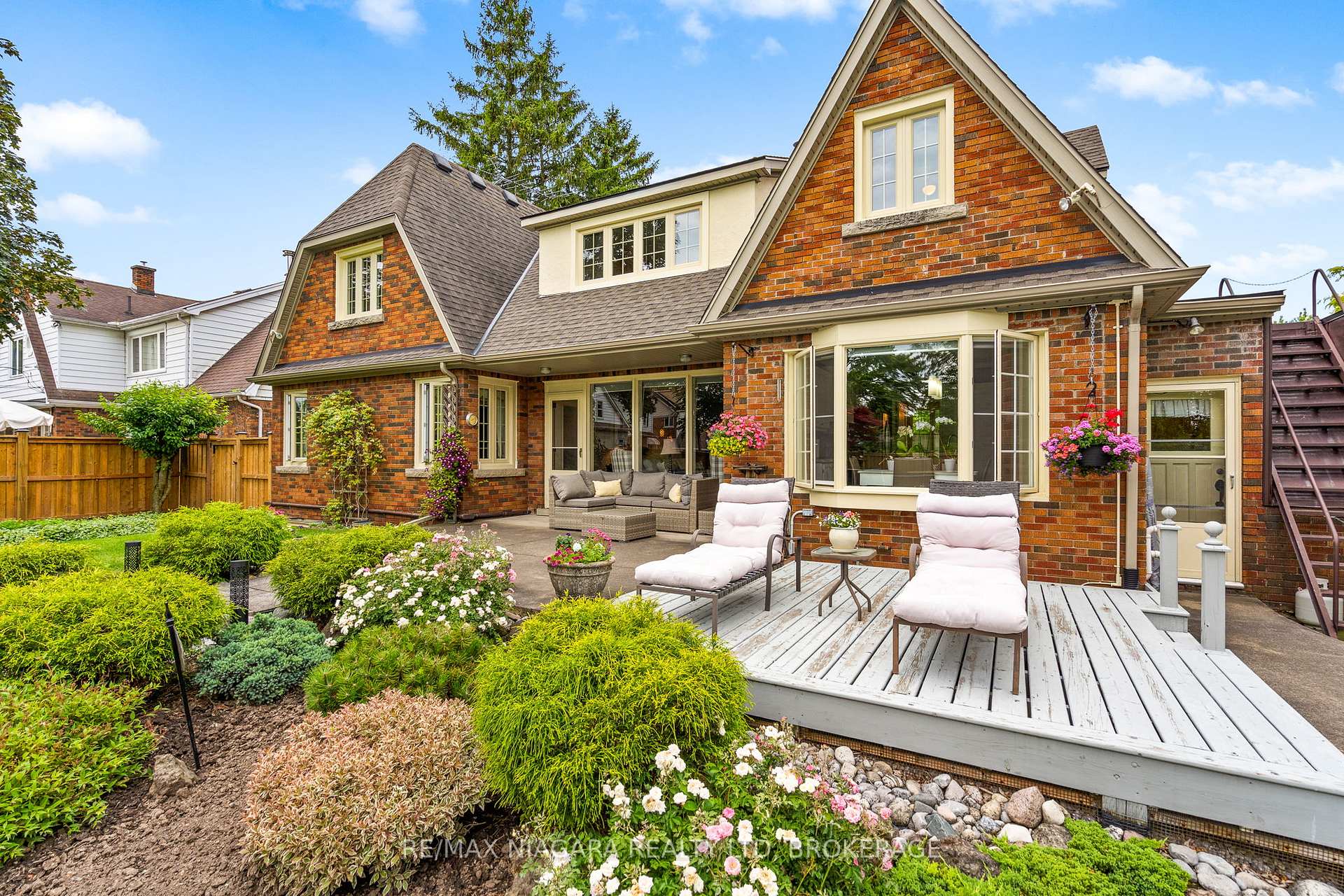 Photo 34 of 97 Glenridge Avenue, St. Catharines, Old Glenridge — HOMEH