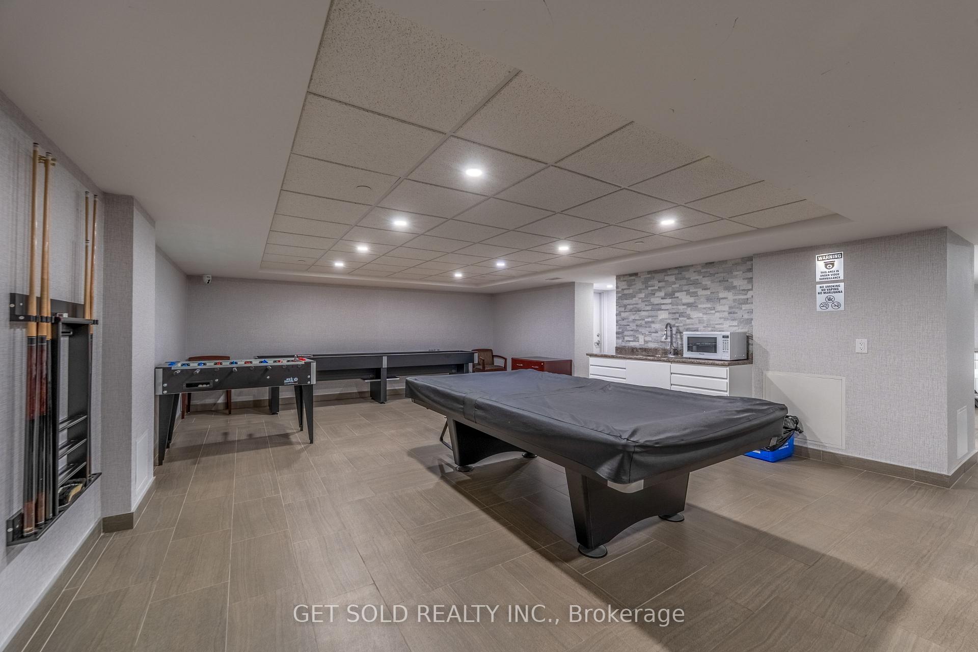 Photo 24 of Unit 405, 700 Dynes Road, Burlington, Roseland — HOMEH
