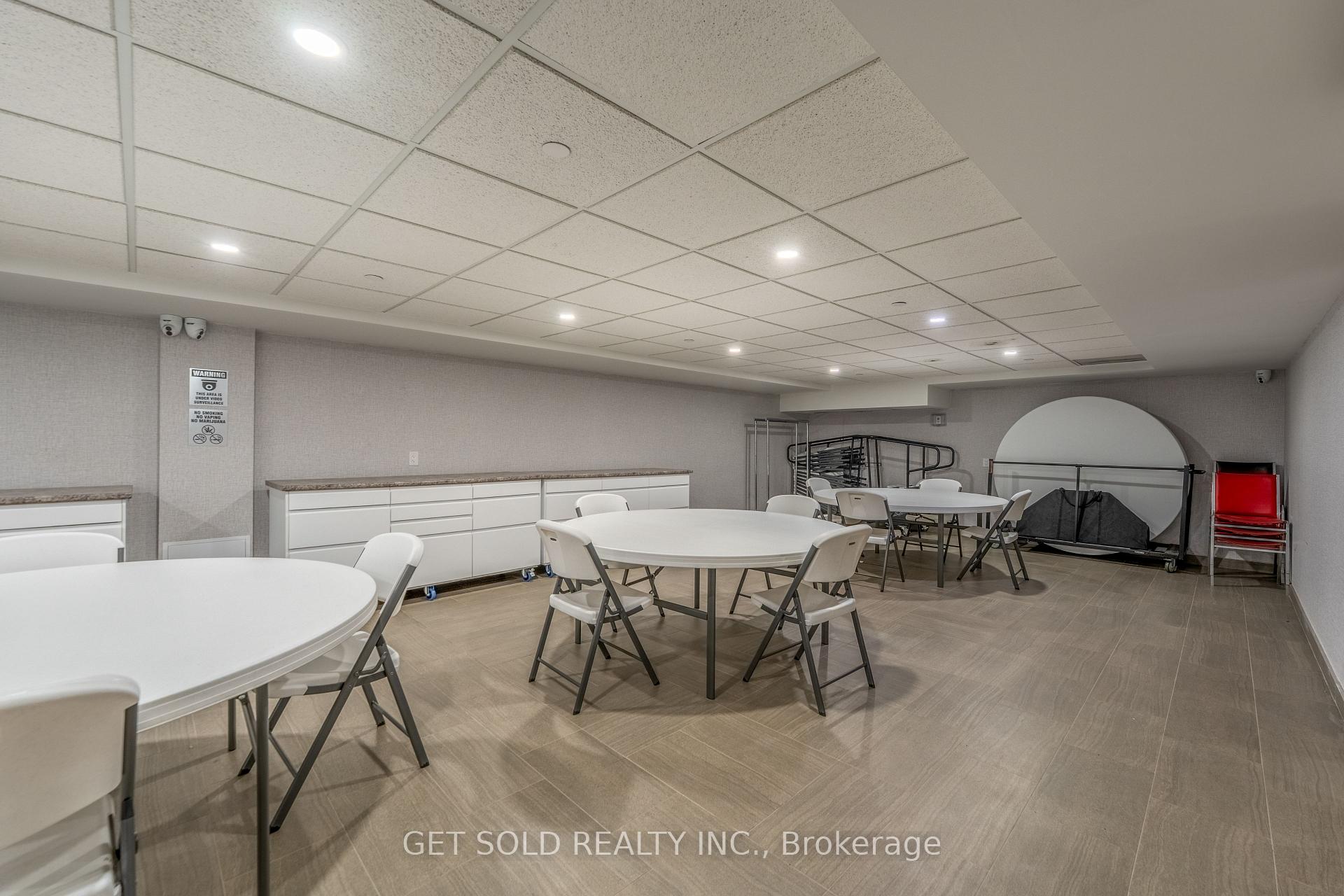 Photo 27 of Unit 405, 700 Dynes Road, Burlington, Roseland — HOMEH