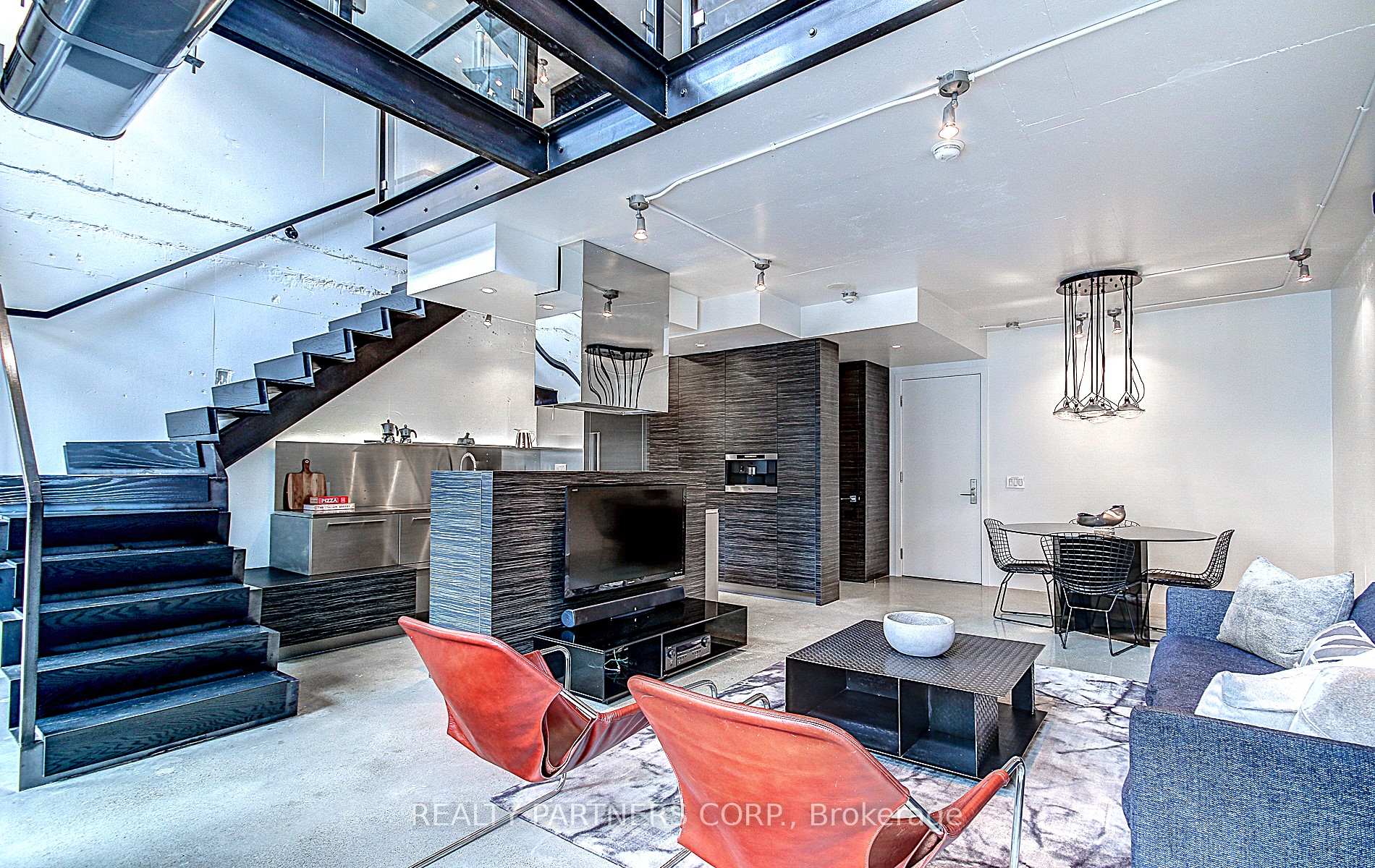 Photo 6 of Unit 419, 38 The Esplanade Avenue, Toronto, Waterfront Communities — HOMEH