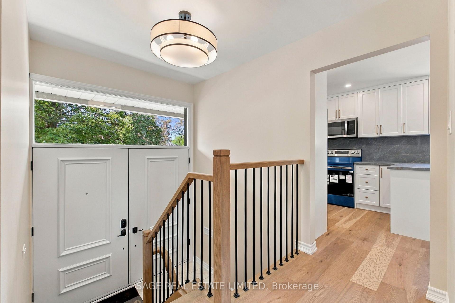 Photo 7 of 62 Ovendon Square, Scarborough, Agincourt North — HOMEH