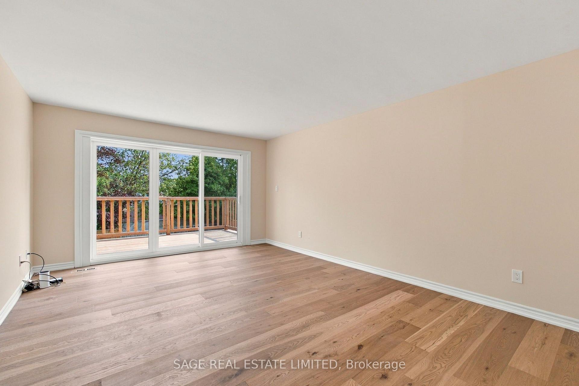 Photo 10 of 62 Ovendon Square, Scarborough, Agincourt North — HOMEH