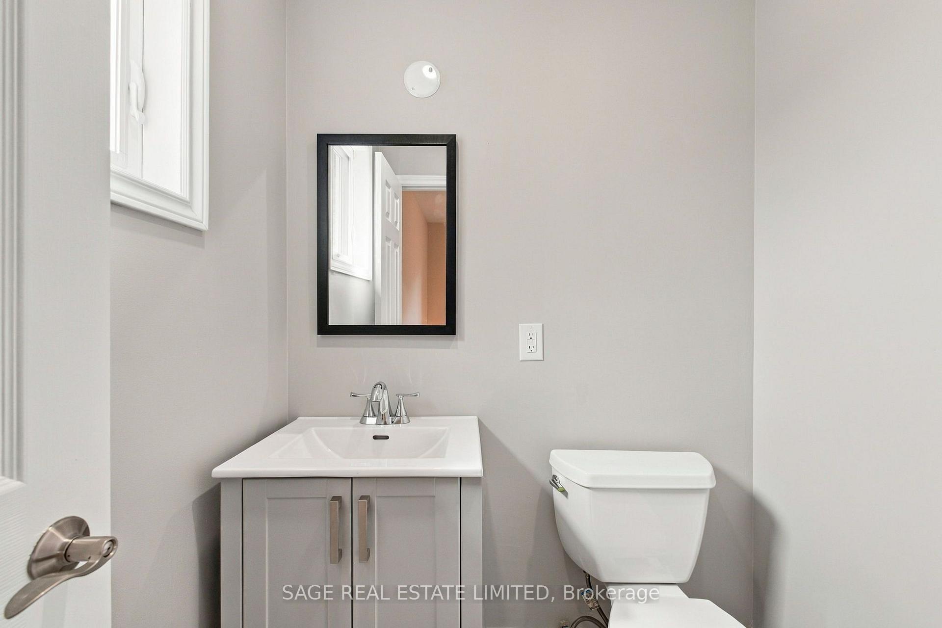 Photo 24 of 62 Ovendon Square, Scarborough, Agincourt North — HOMEH