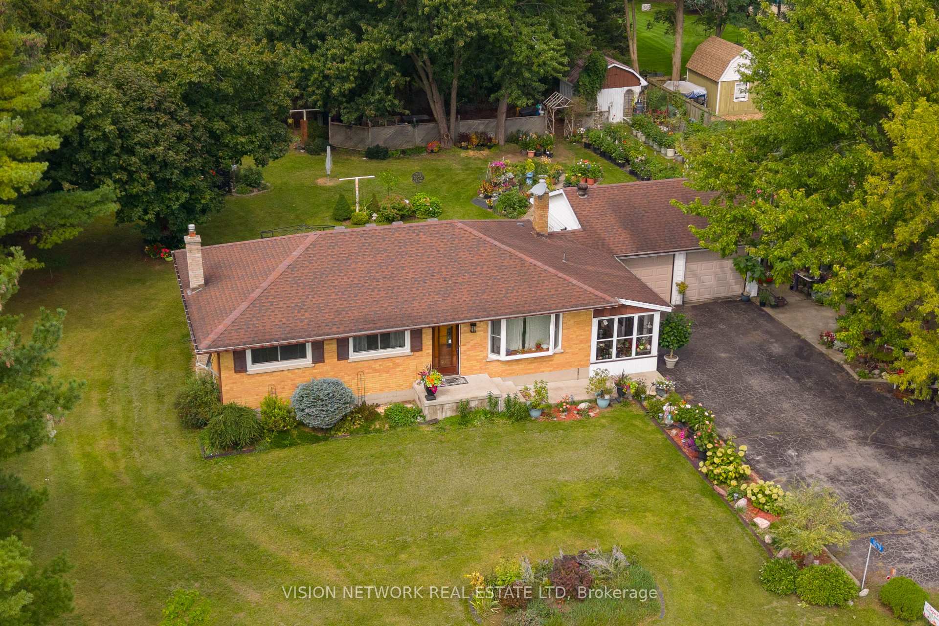Photo 2 of 10116 Ilderton Road, Middlesex Centre, Coldstream — HOMEH