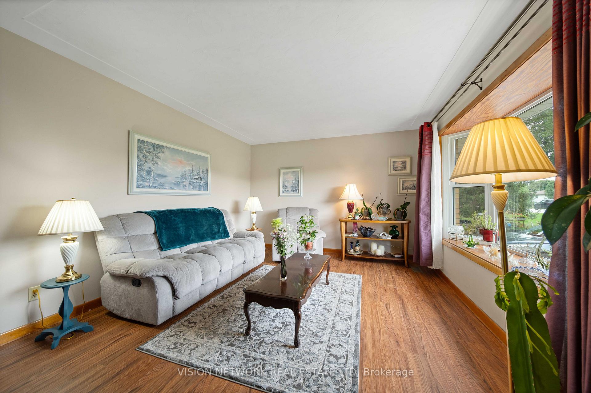 Photo 5 of 10116 Ilderton Road, Middlesex Centre, Coldstream — HOMEH