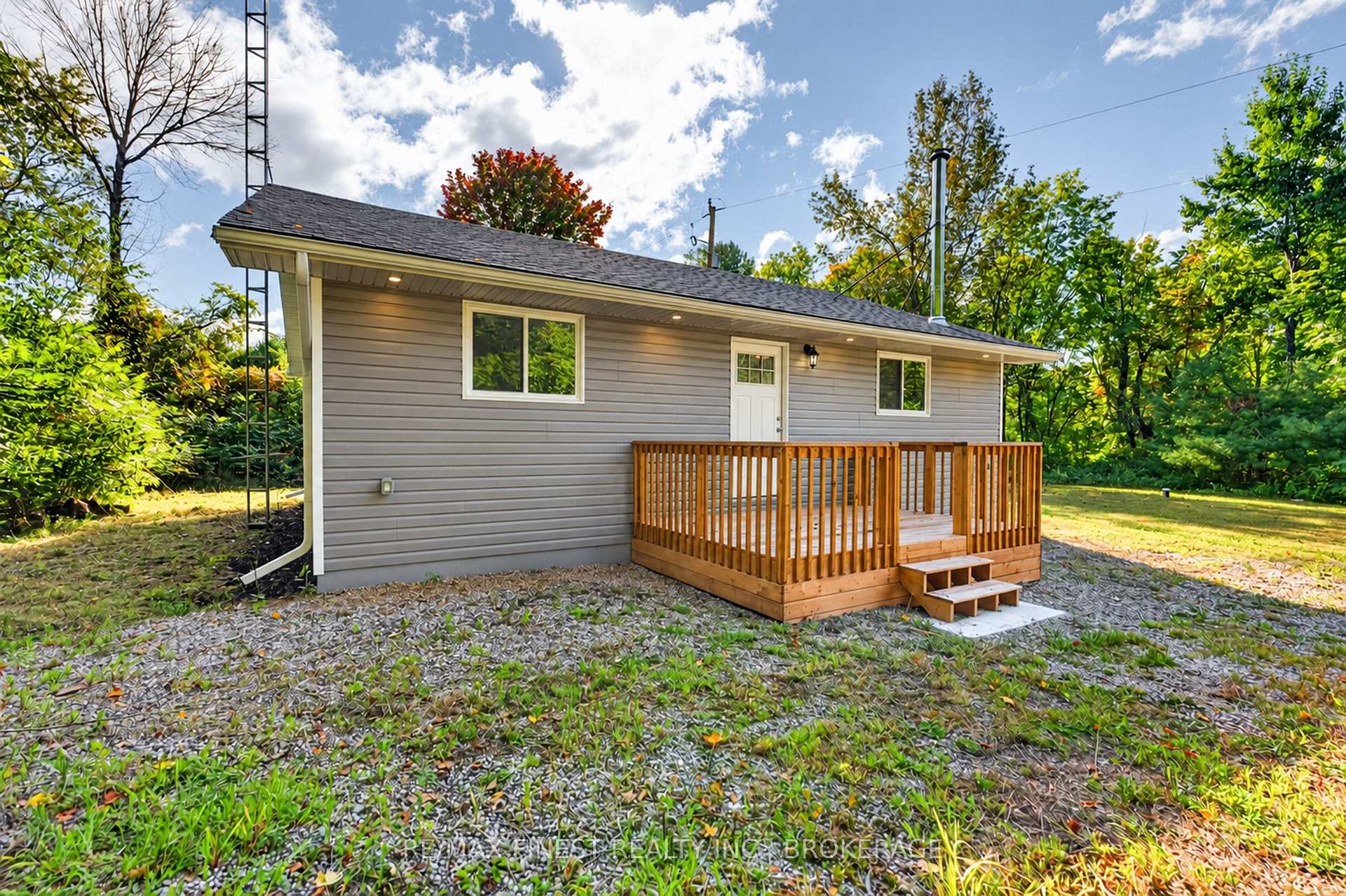 Photo 2 of 3144 Echo Lake Road, Frontenac, Frontenac Centre — HOMEH