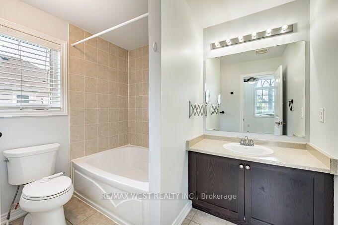 Photo 18 of 100 Swenson Street, New Tecumseth, Alliston — HOMEH