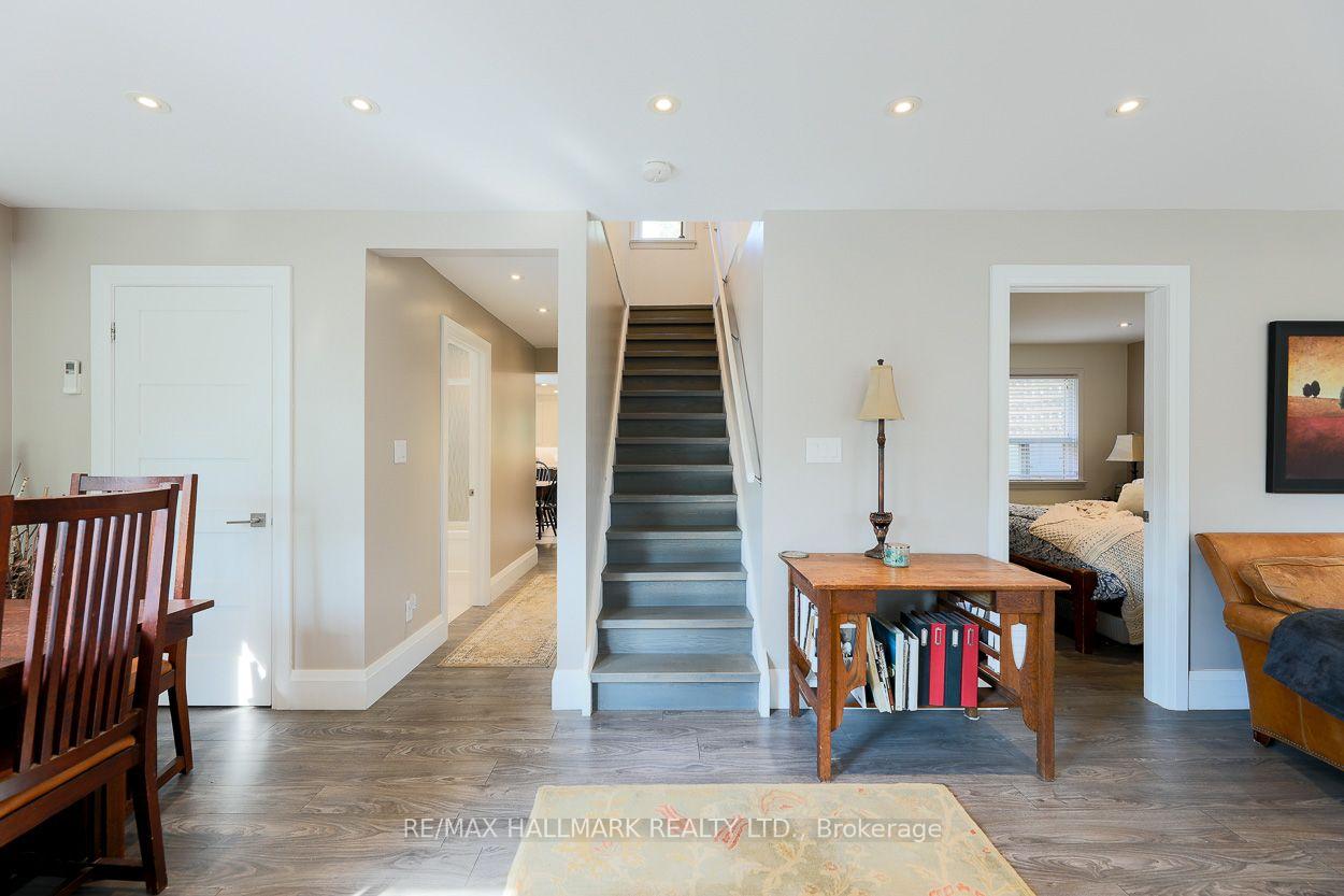 Photo 15 of 110 Lakeside Avenue, Scarborough, Birchcliffe-Cliffside — HOMEH