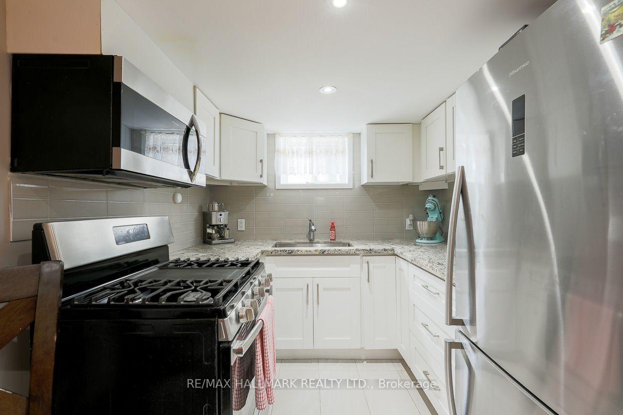Photo 22 of 110 Lakeside Avenue, Scarborough, Birchcliffe-Cliffside — HOMEH