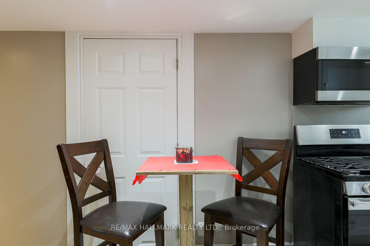 Photo 23 of 110 Lakeside Avenue, Scarborough, Birchcliffe-Cliffside — HOMEH